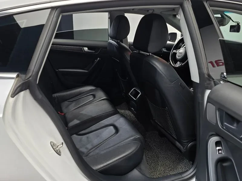 Audi A5 2.0 TDI Quattro, снимка 11 - Автомобили и джипове - 54551495