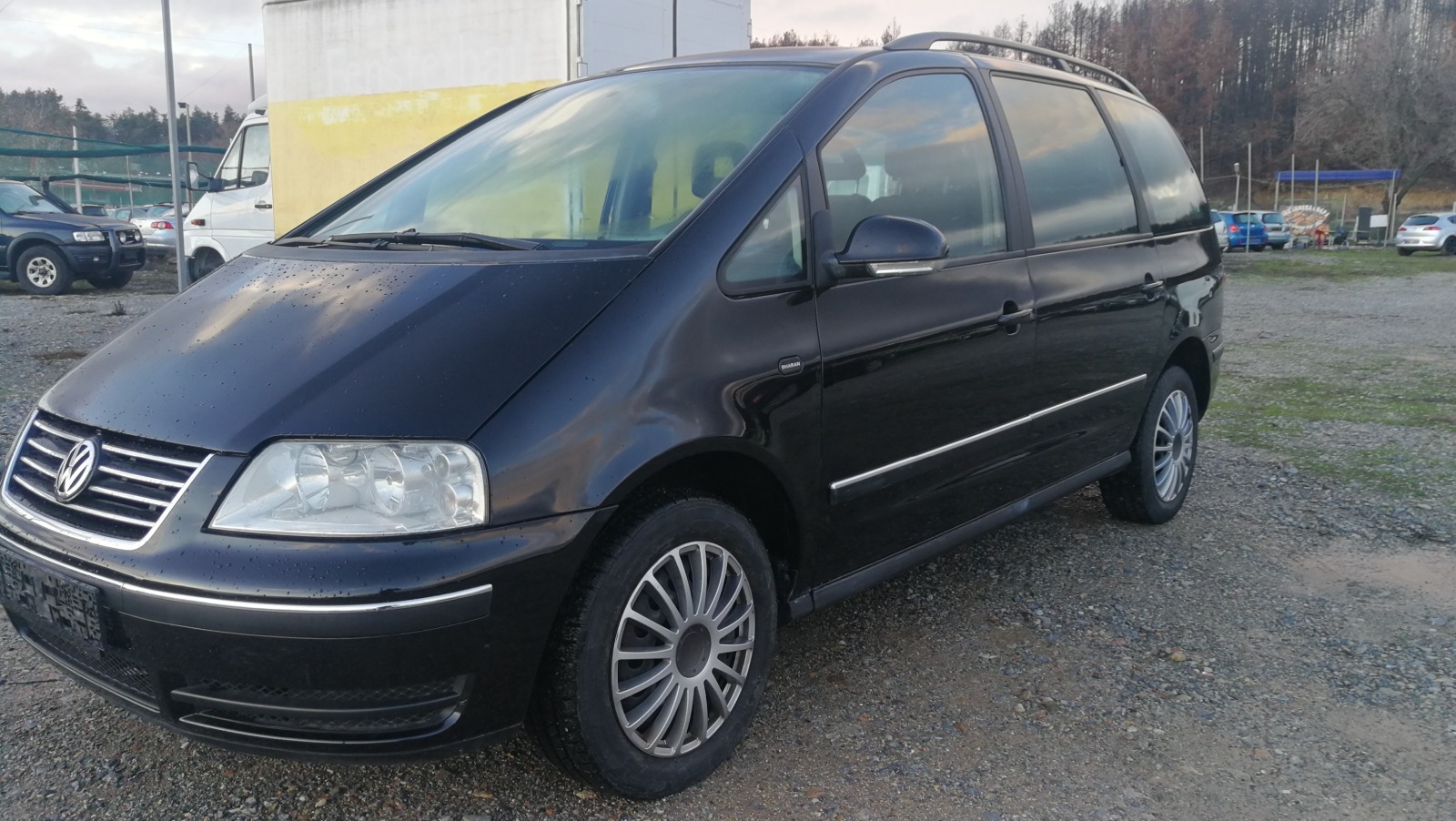 VW Sharan 1.9TDI-116к.с - изображение 1