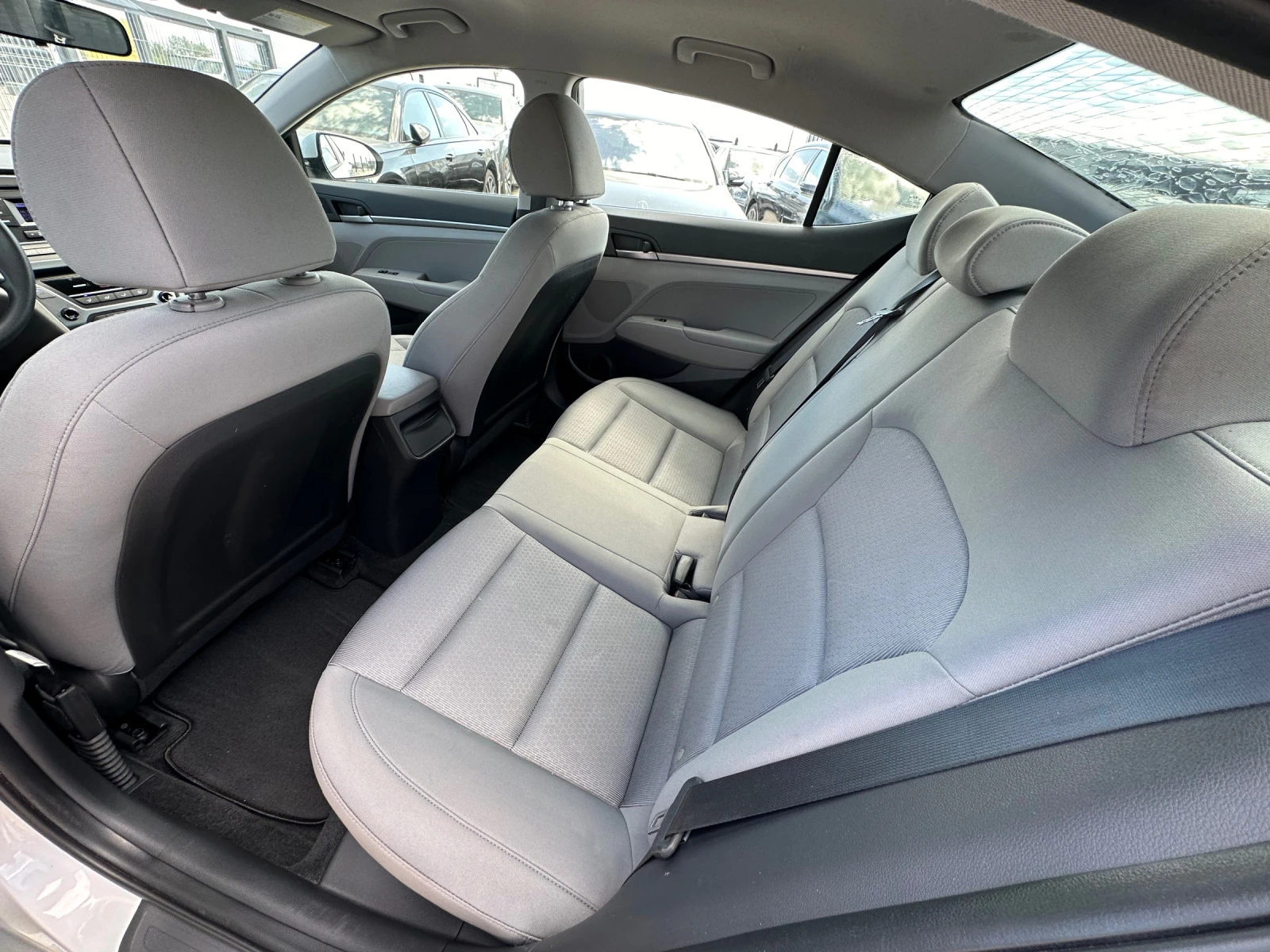 Hyundai Elantra 2.0* 2017г.* 44000км*  | Mobile.bg — изображение 13