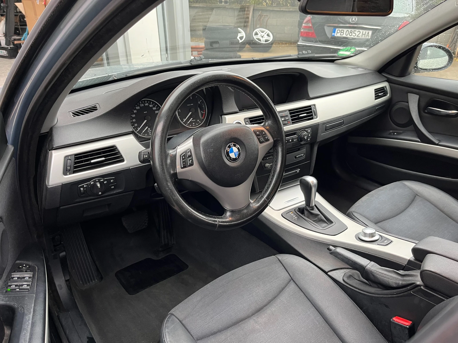 BMW 320 Navi/Auto - изображение 8