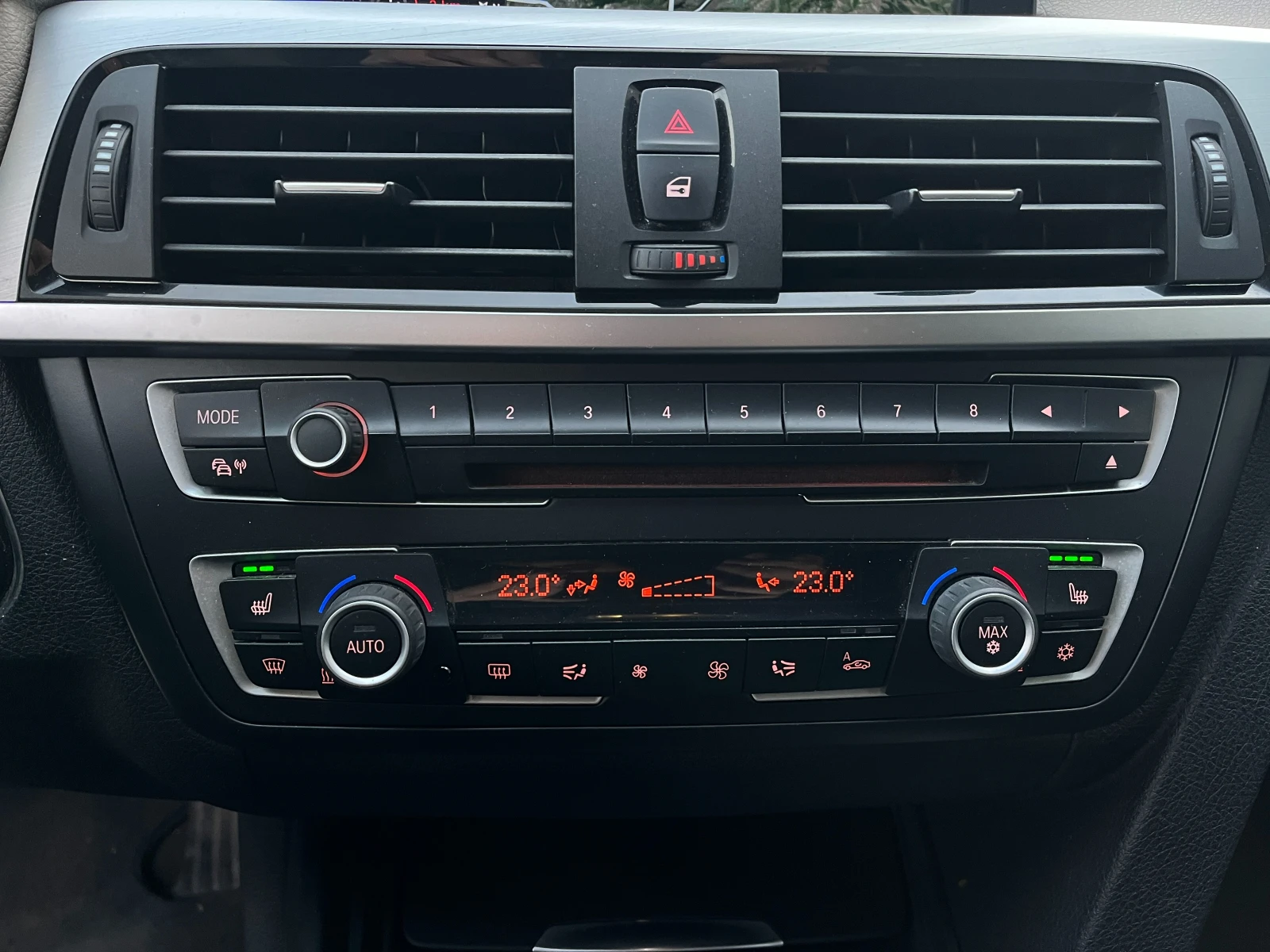 BMW 320 SPORT-NAVI-XENON | Mobile.bg   11