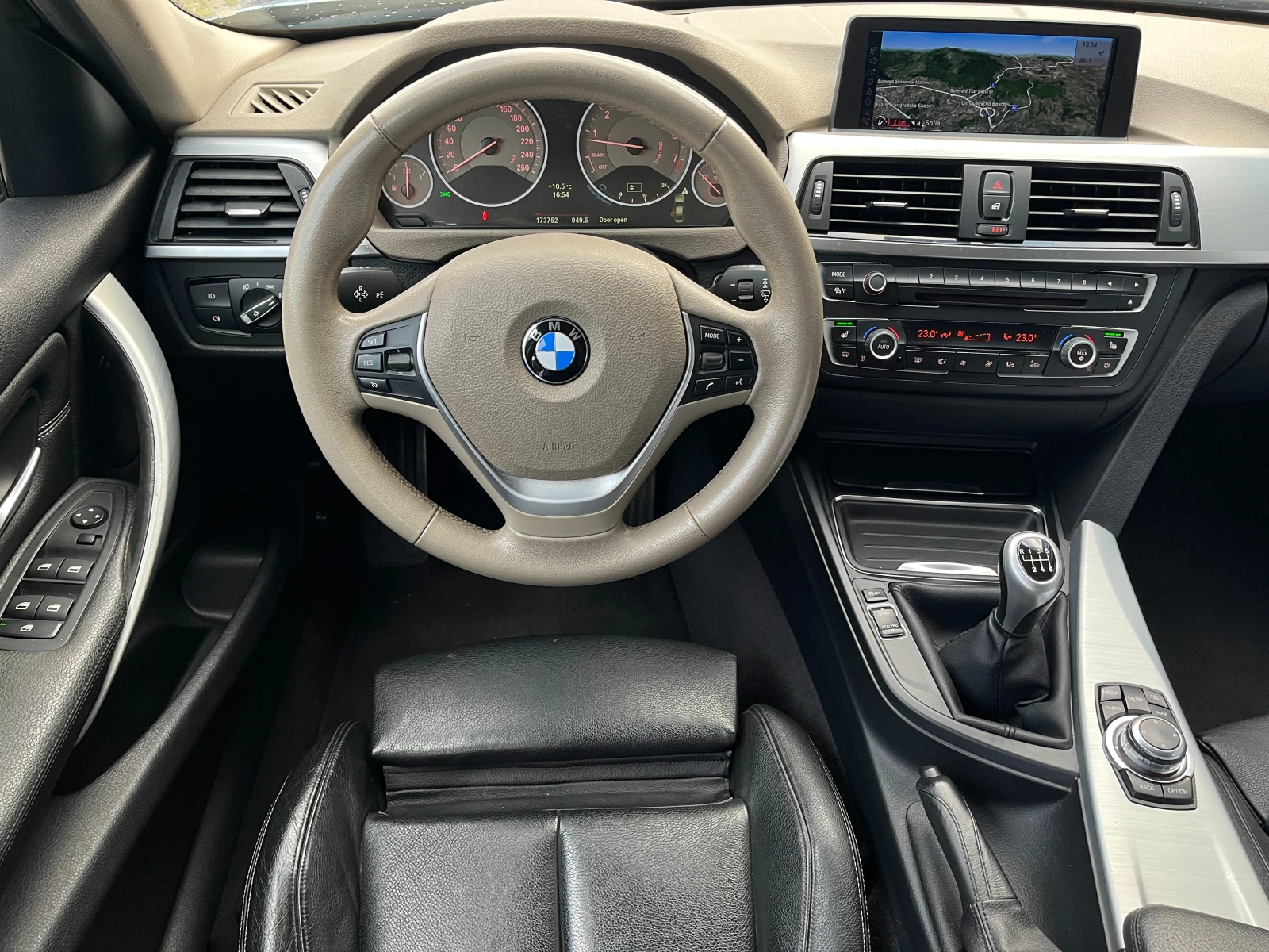 BMW 320 SPORT-NAVI-XENON - изображение 9