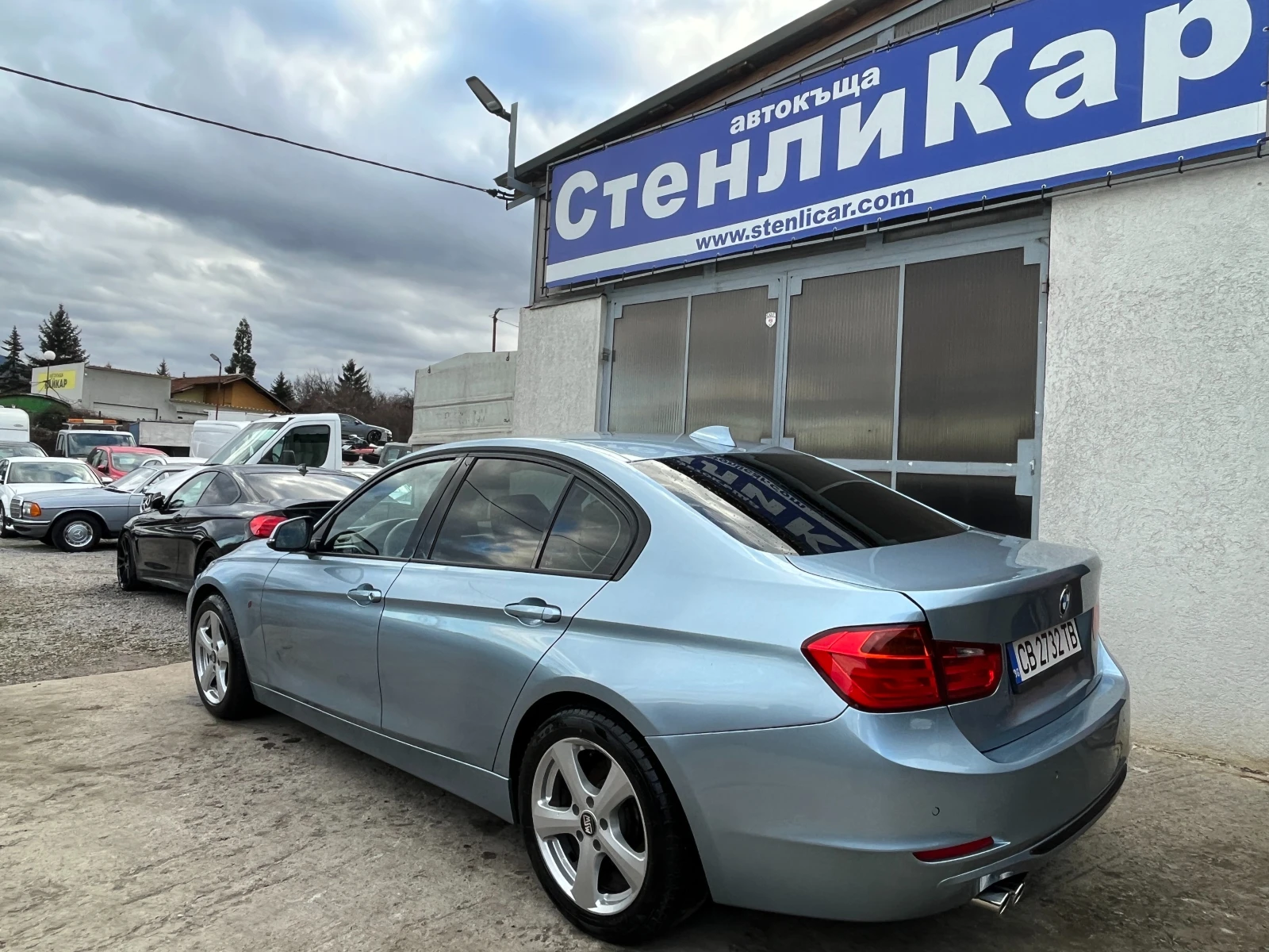 BMW 320 SPORT-NAVI-XENON - изображение 2