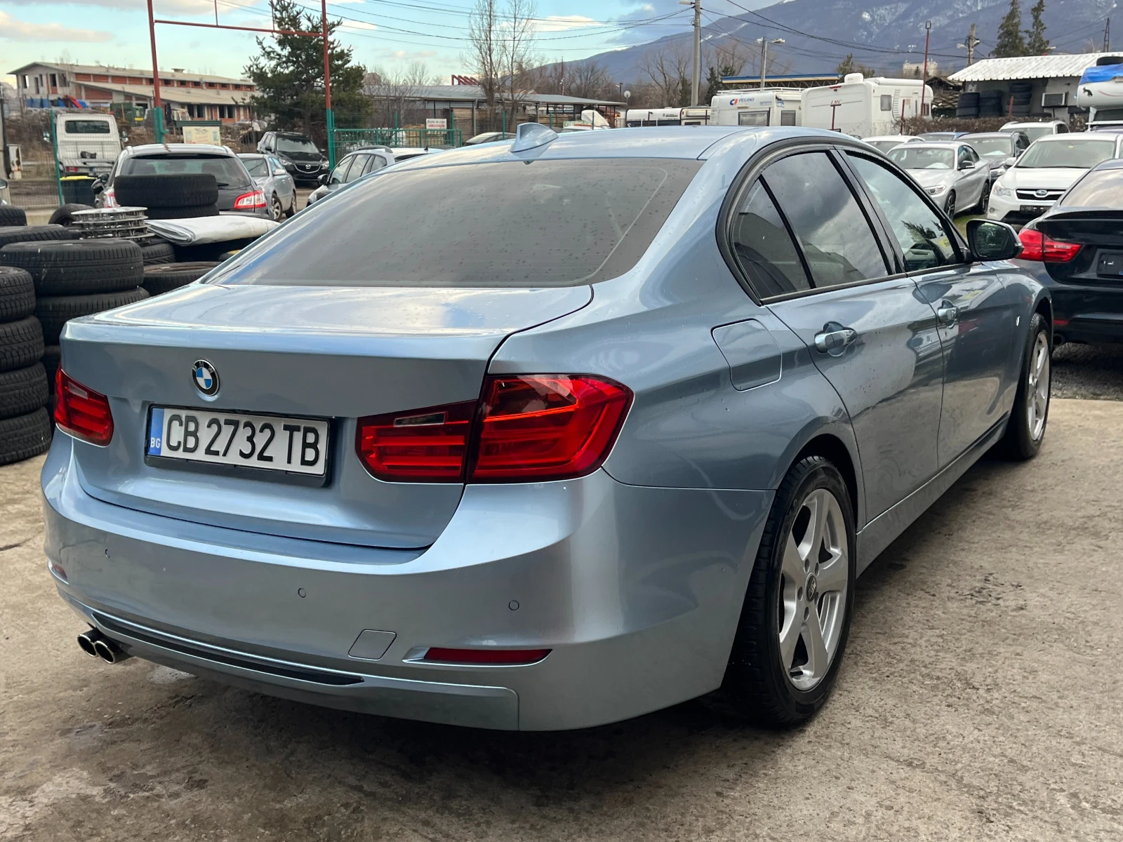 BMW 320 SPORT-NAVI-XENON - изображение 6
