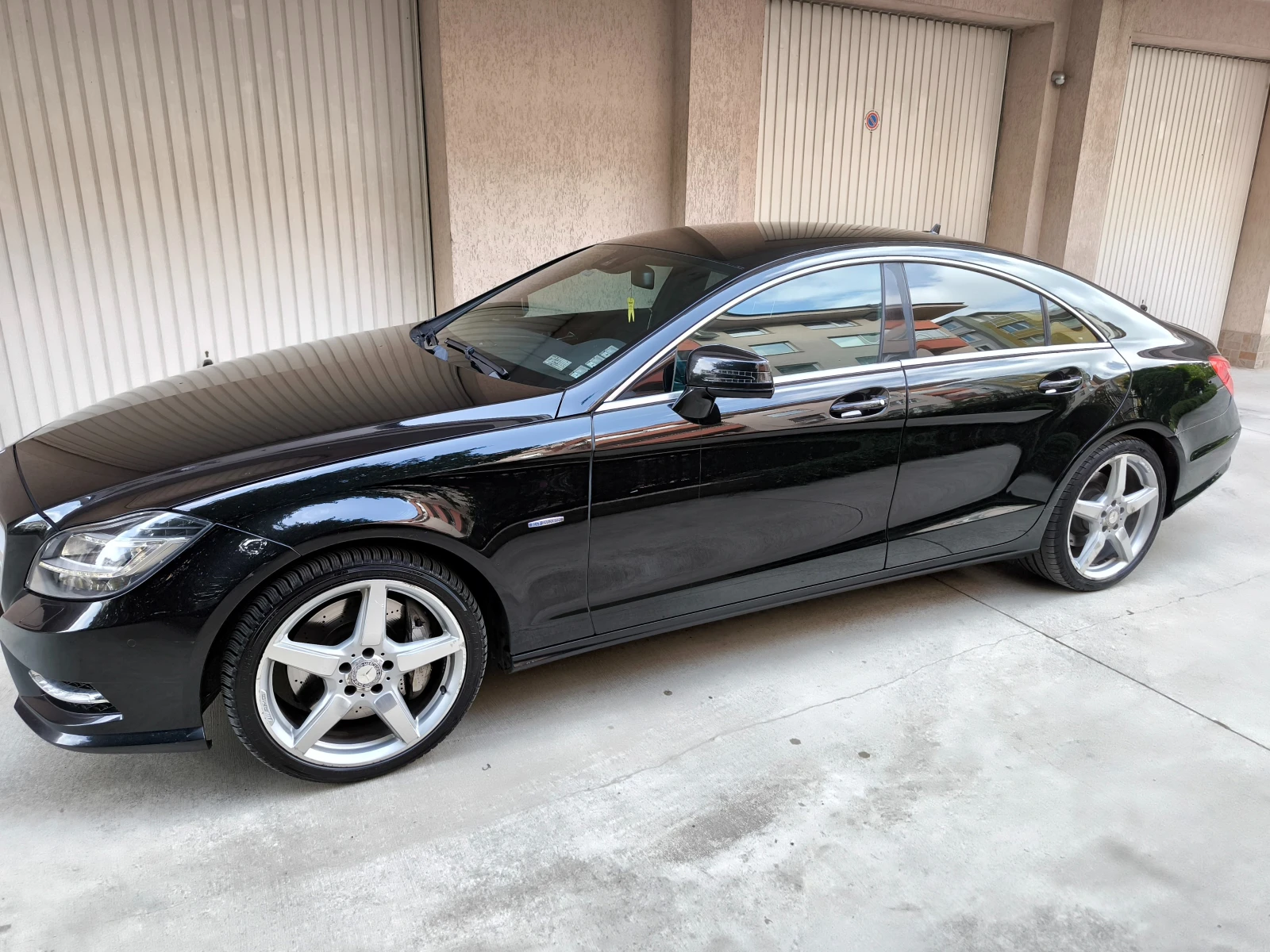 Mercedes-Benz CLS 500 4.7 biturbo - изображение 3