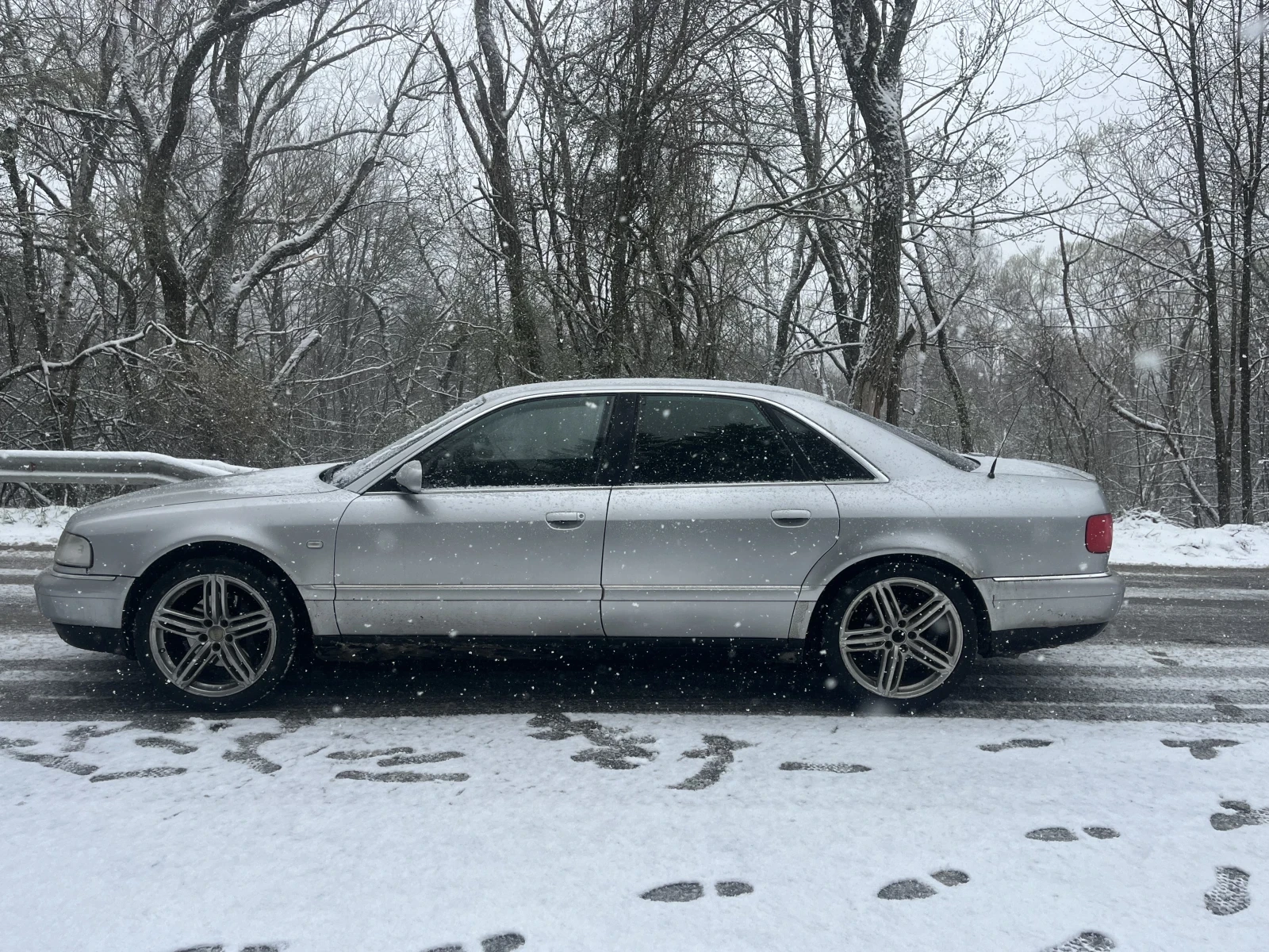 Audi A8 Quattro - изображение 2