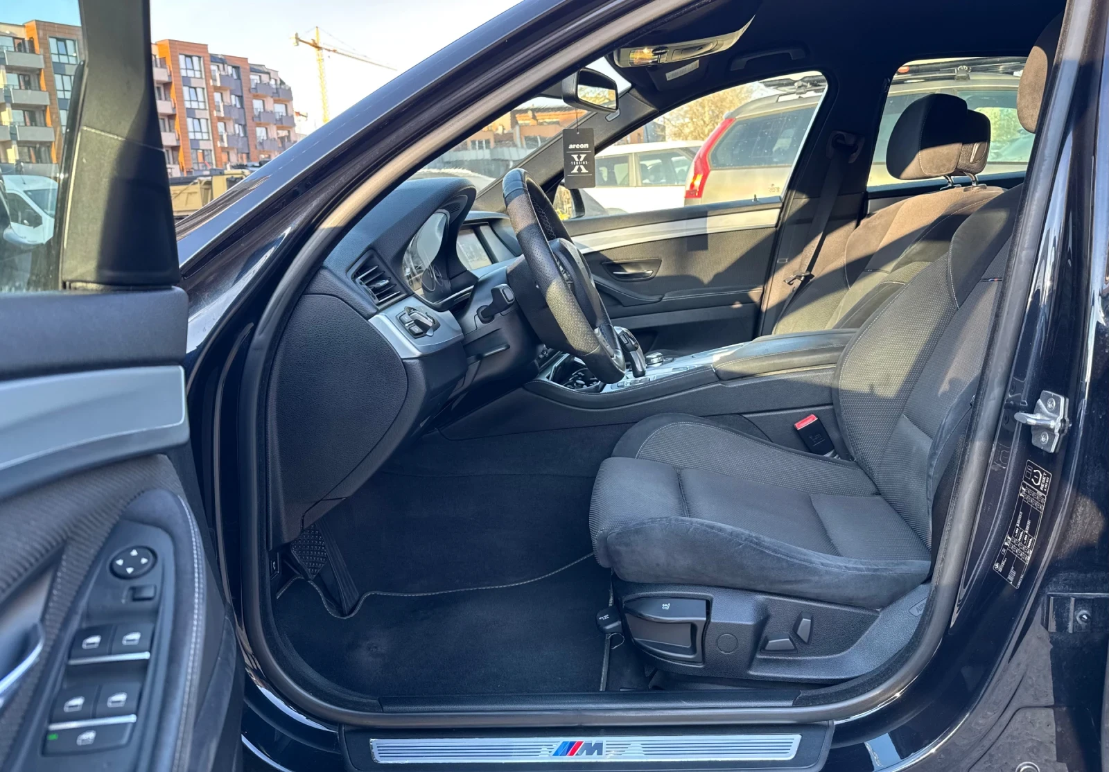 BMW 530 D * /// M SPORT * M - PACK * RWD * , снимка 8 - Автомобили и джипове - 52129781