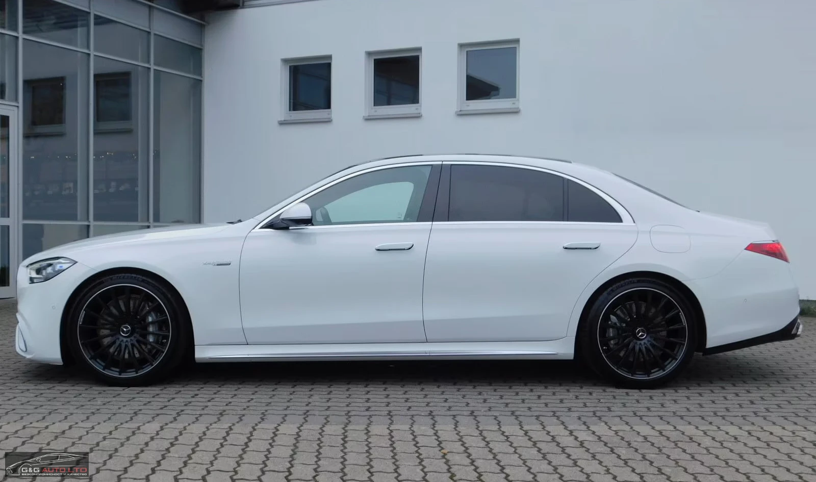 Mercedes-Benz S 63 AMG E-PERF./791HP/PANO/DISTR/360/BURM/FRIDGE/ACC/827f - изображение 3