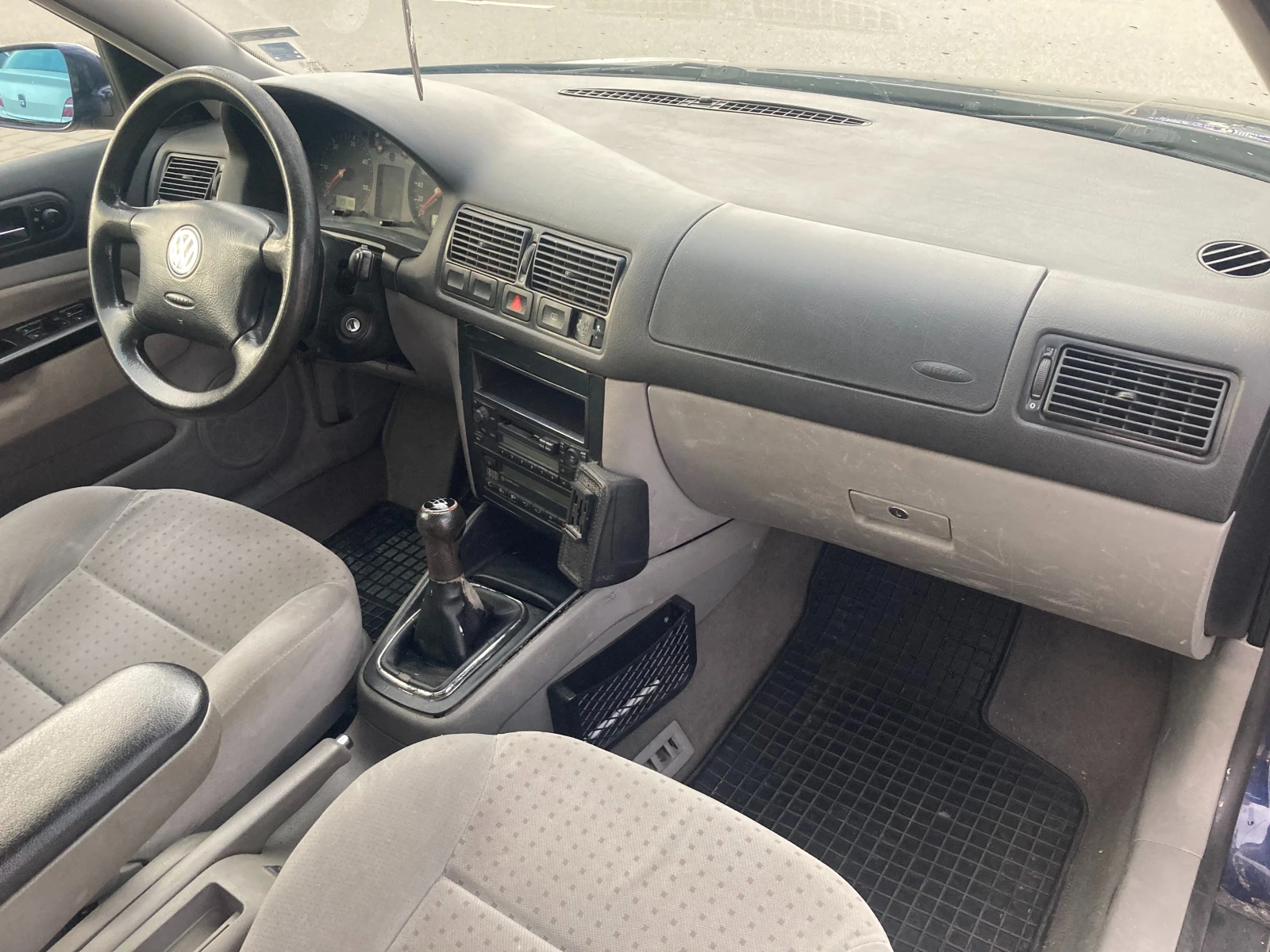 VW Golf  - изображение 6
