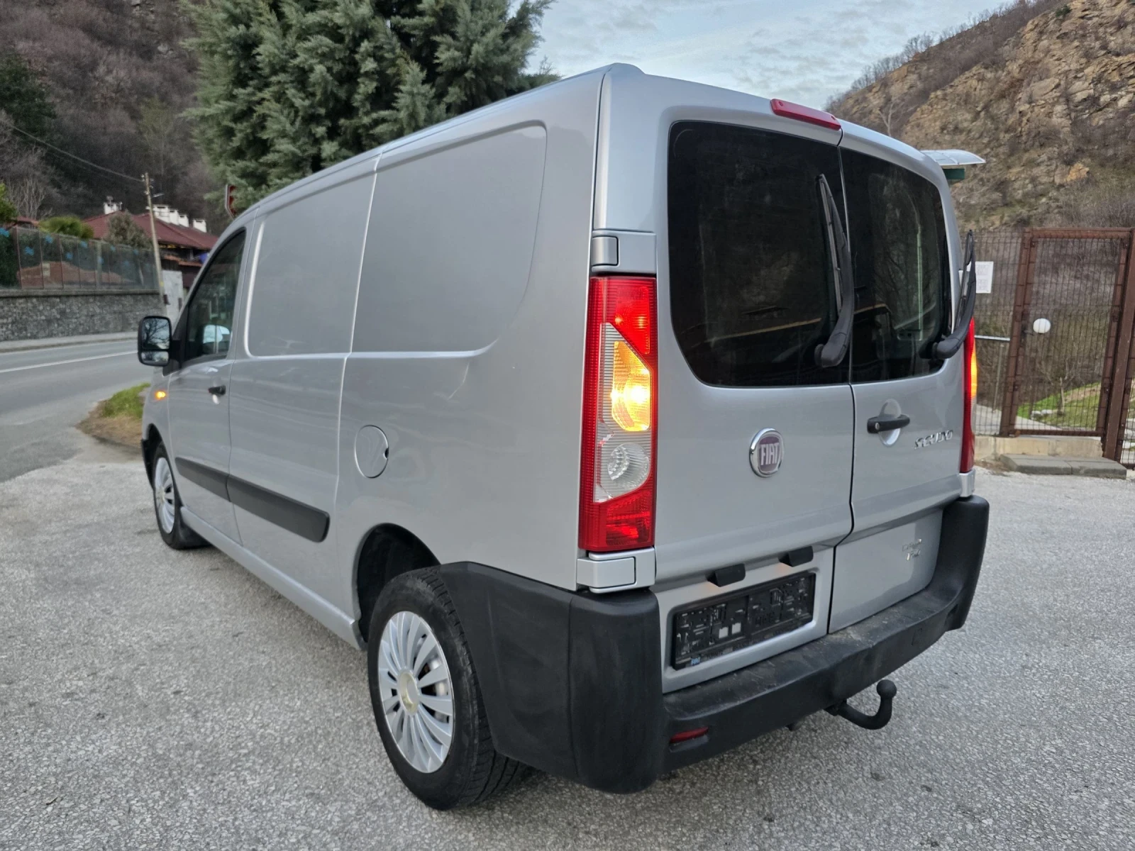 Fiat Scudo 2.0D Multijet / Климатик/Товарен - изображение 6