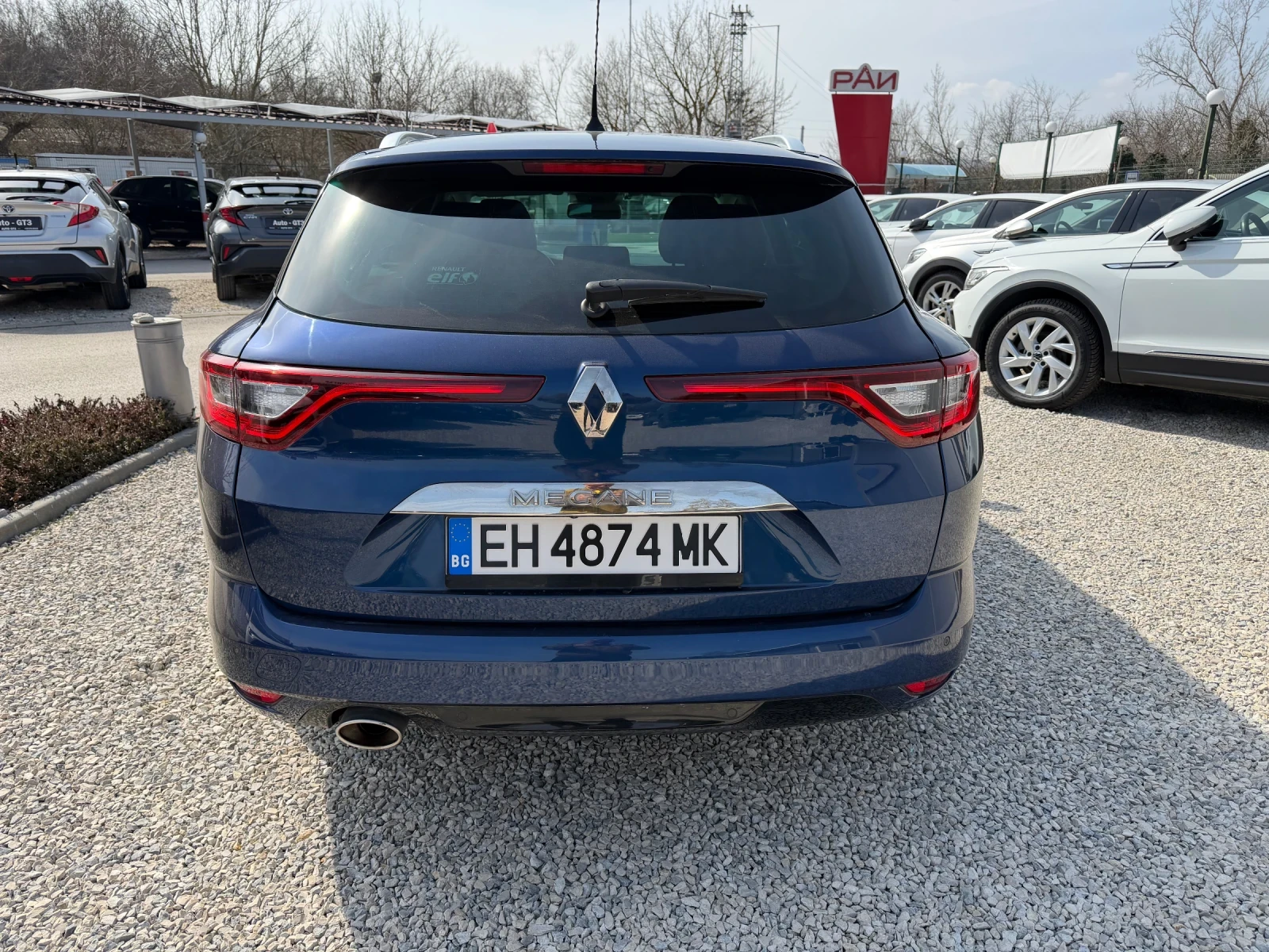Renault Megane 1.3i 160k.с Initiale Paris Автоматик FULL, снимка 5 - Автомобили и джипове - 53890499