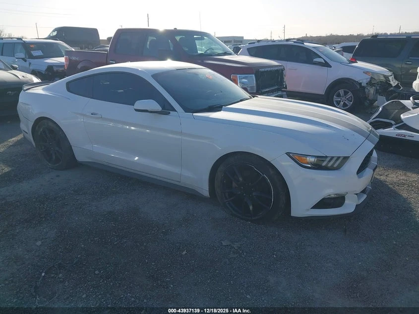 Ford Mustang 2.3l Ecoboost, снимка 13 - Автомобили и джипове - 53907606