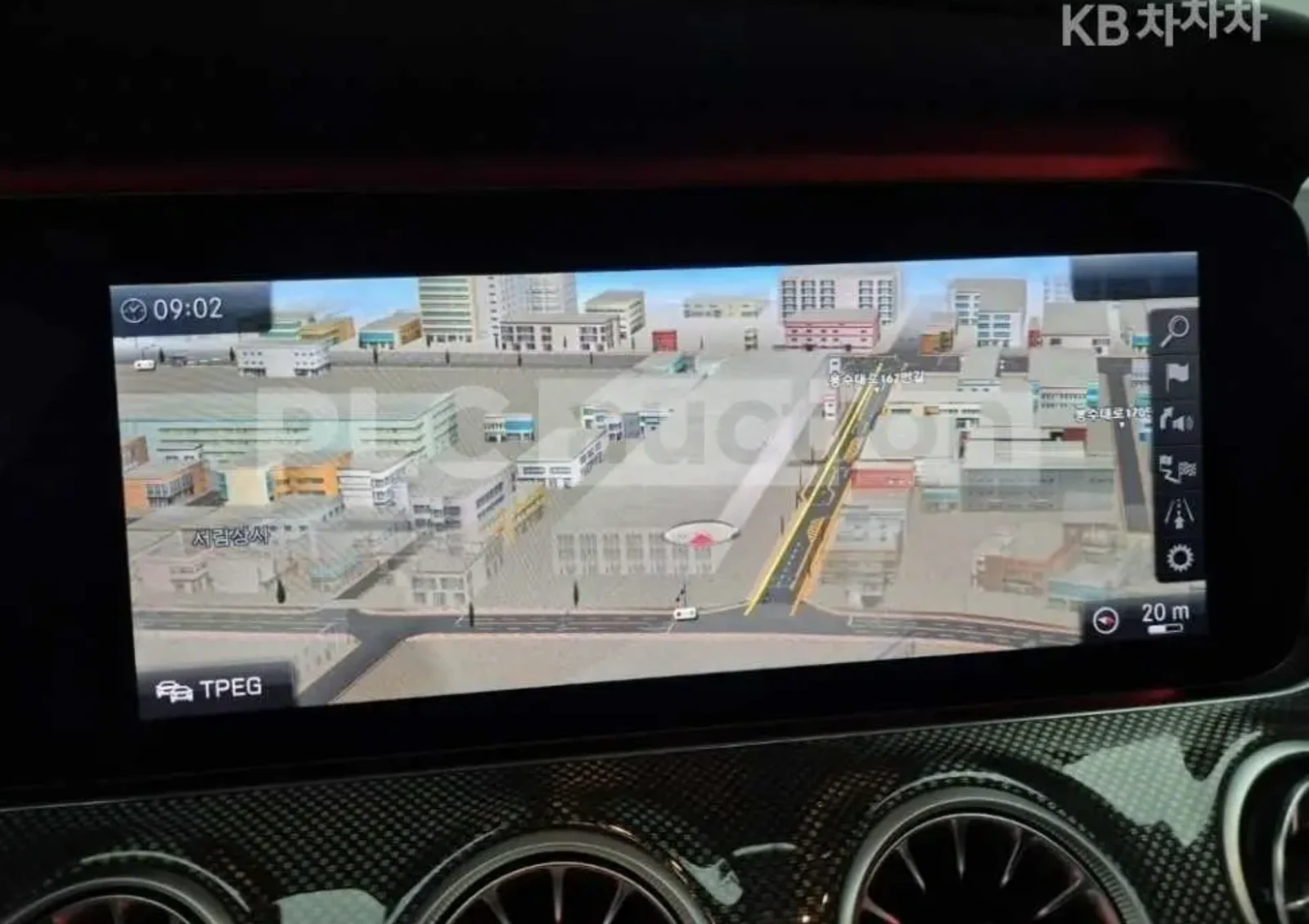 Mercedes-Benz E 400 4MATIC* ОБДУХ* BURMESTER* , снимка 10 - Автомобили и джипове - 54227877