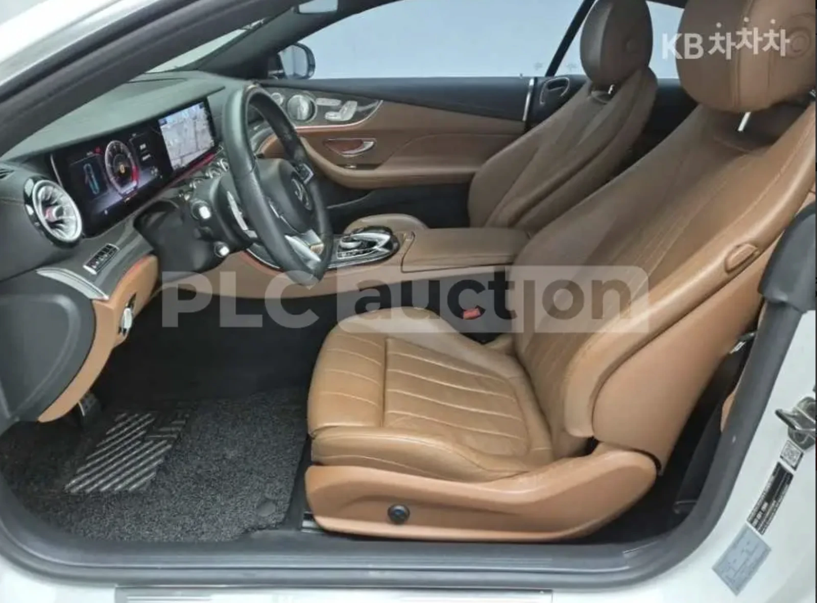 Mercedes-Benz E 400 4MATIC* ОБДУХ* BURMESTER* , снимка 8 - Автомобили и джипове - 54227877