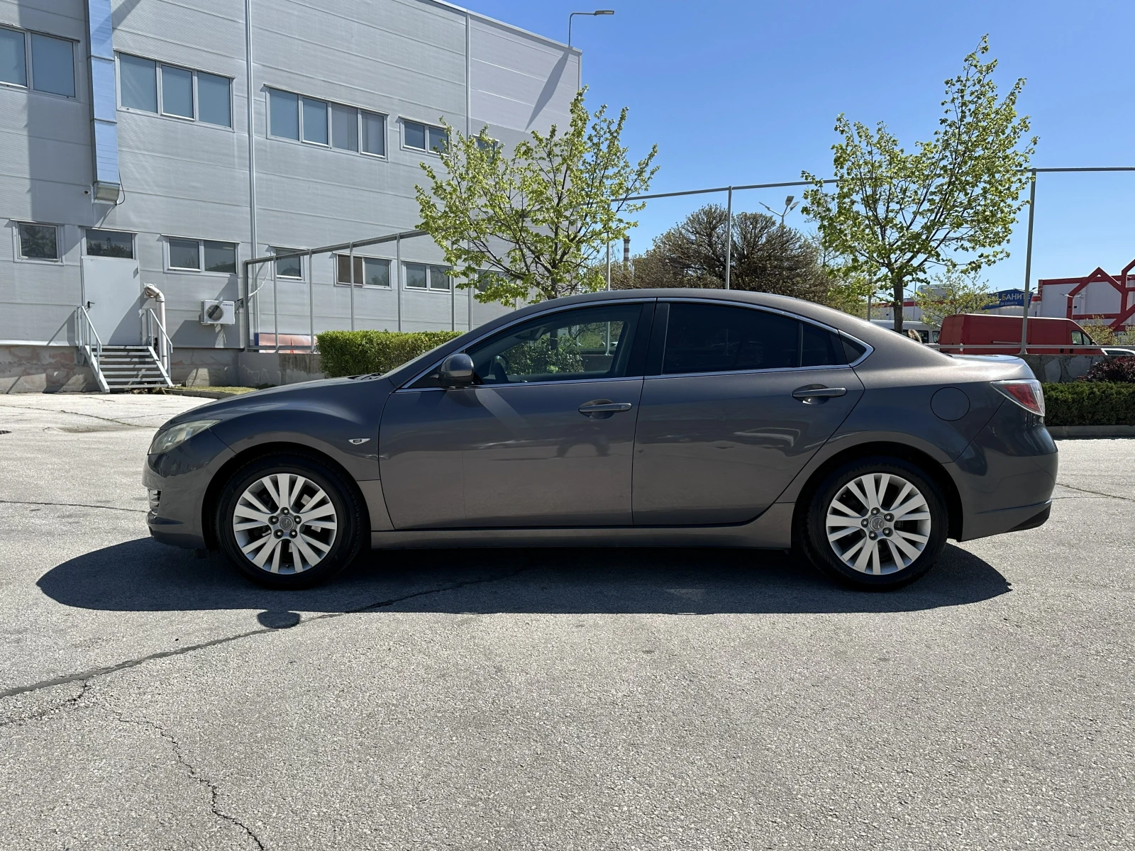 Mazda 6  ГАЗ/БЕНЗИН/АВТОМАТИК/ГАРАНЦИЯ, снимка 2 - Автомобили и джипове - 54352313