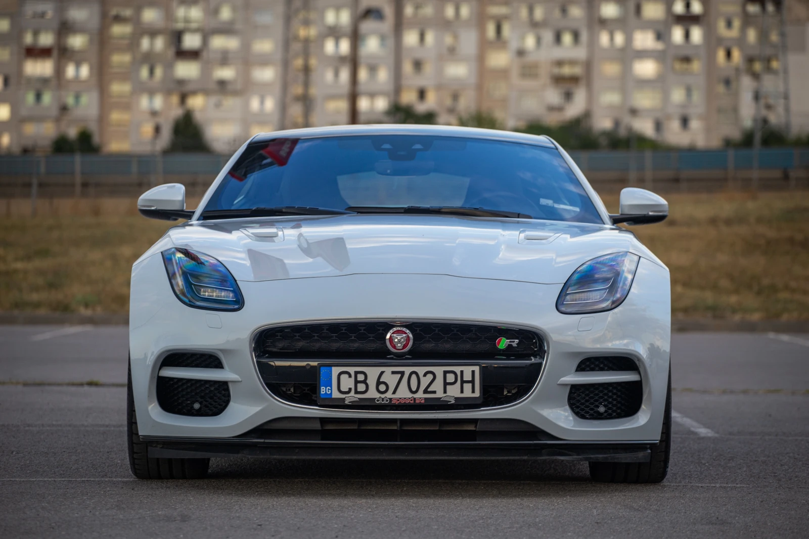 Jaguar F-Type R, 5.0 V8, AWD, снимка 3 - Автомобили и джипове - 54684197