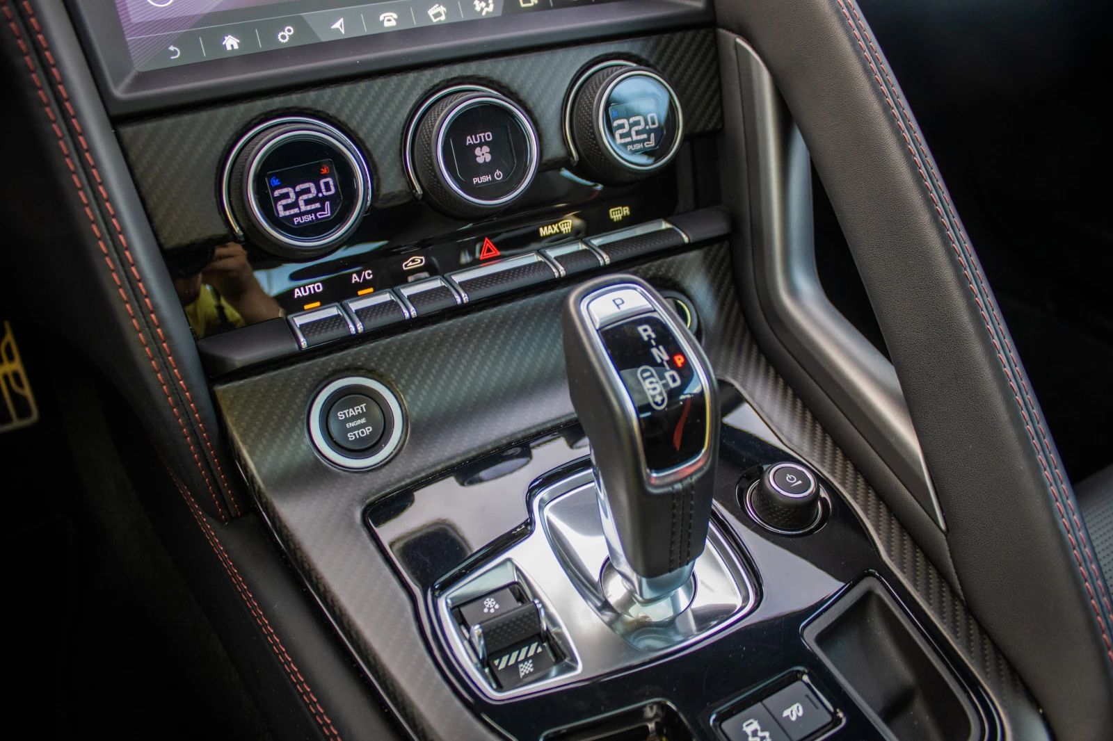 Jaguar F-Type R, 5.0 V8, AWD, снимка 9 - Автомобили и джипове - 54684197