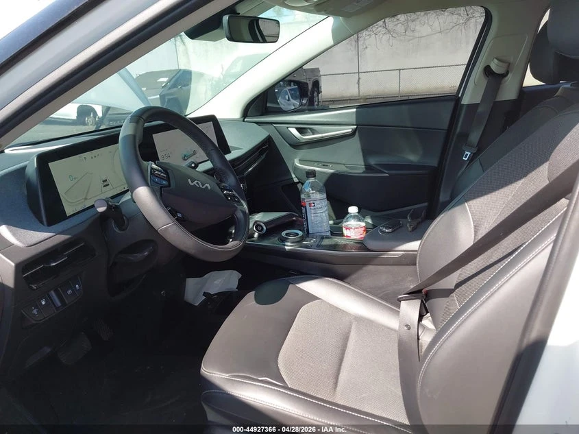Kia EV6 2024 KIA EV6 LIGHT LONG RANGE, снимка 9 - Автомобили и джипове - 54797954