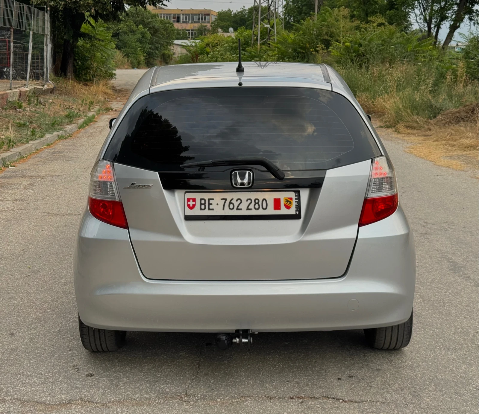 Honda Jazz ШВЕЙЦАРИЯ!КАТО НОВА!1.4!СЕРВИЗНИ ДОКУМЕНТИ!, снимка 6 - Автомобили и джипове - 55125227