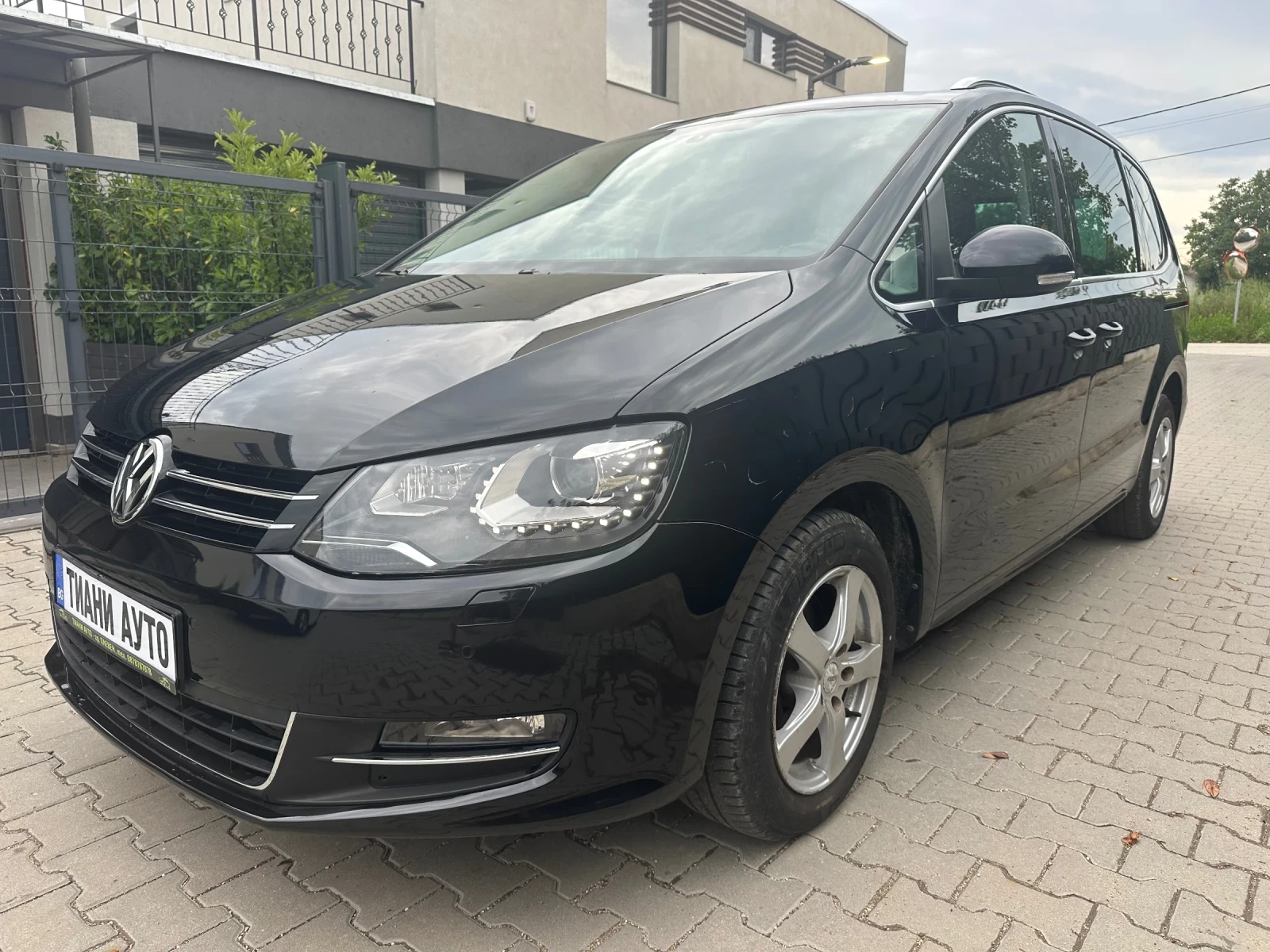 VW Sharan 2.0-TDI-140k.c-НАВИ