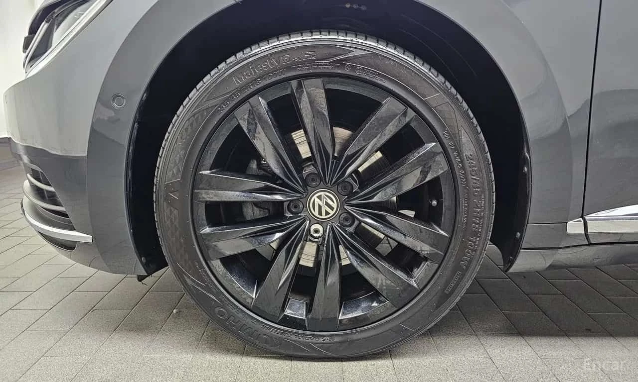 VW Arteon * 2.0 TDI Prestige * ЦЕНА ДО БГ, снимка 17 - Автомобили и джипове - 55694148