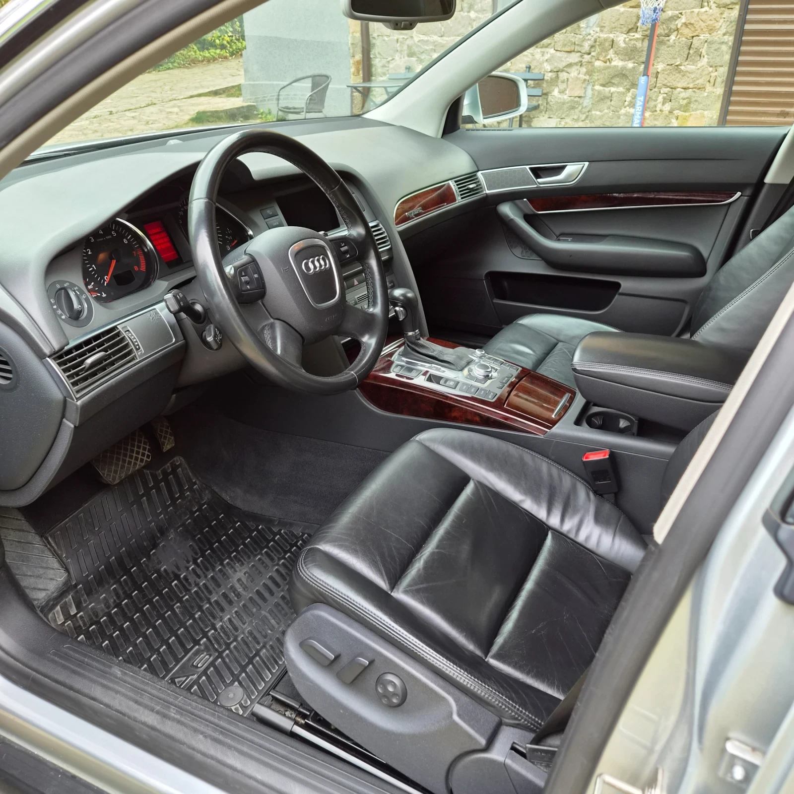 Audi A6 3.2 FSI QUATTRO, снимка 9 - Автомобили и джипове - 56466000