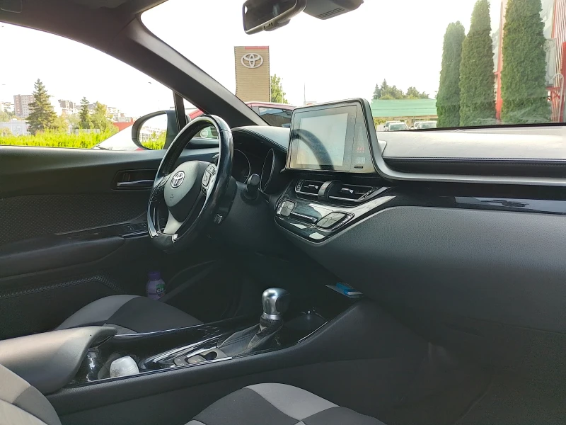 Toyota C-HR, снимка 13 - Автомобили и джипове - 51855029