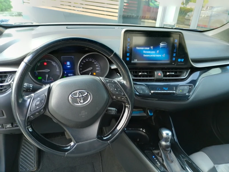 Toyota C-HR, снимка 8 - Автомобили и джипове - 51855029