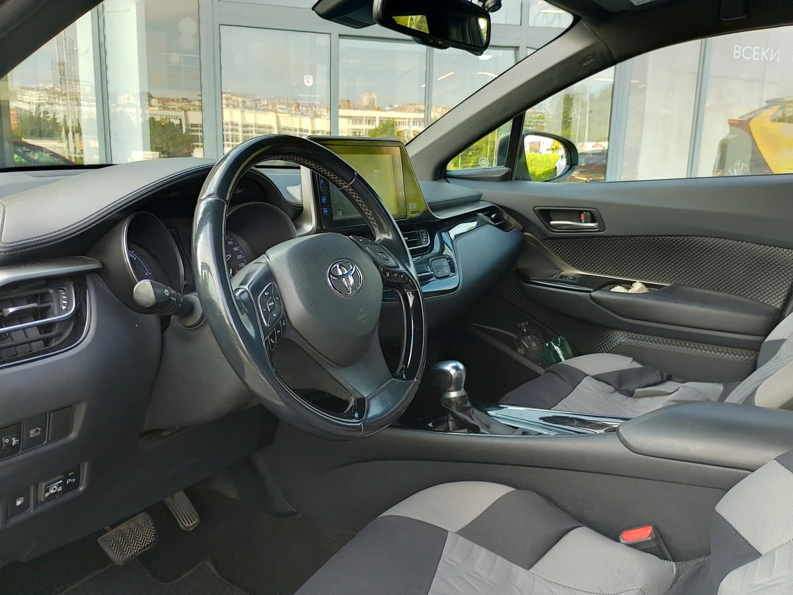 Toyota C-HR  - изображение 7