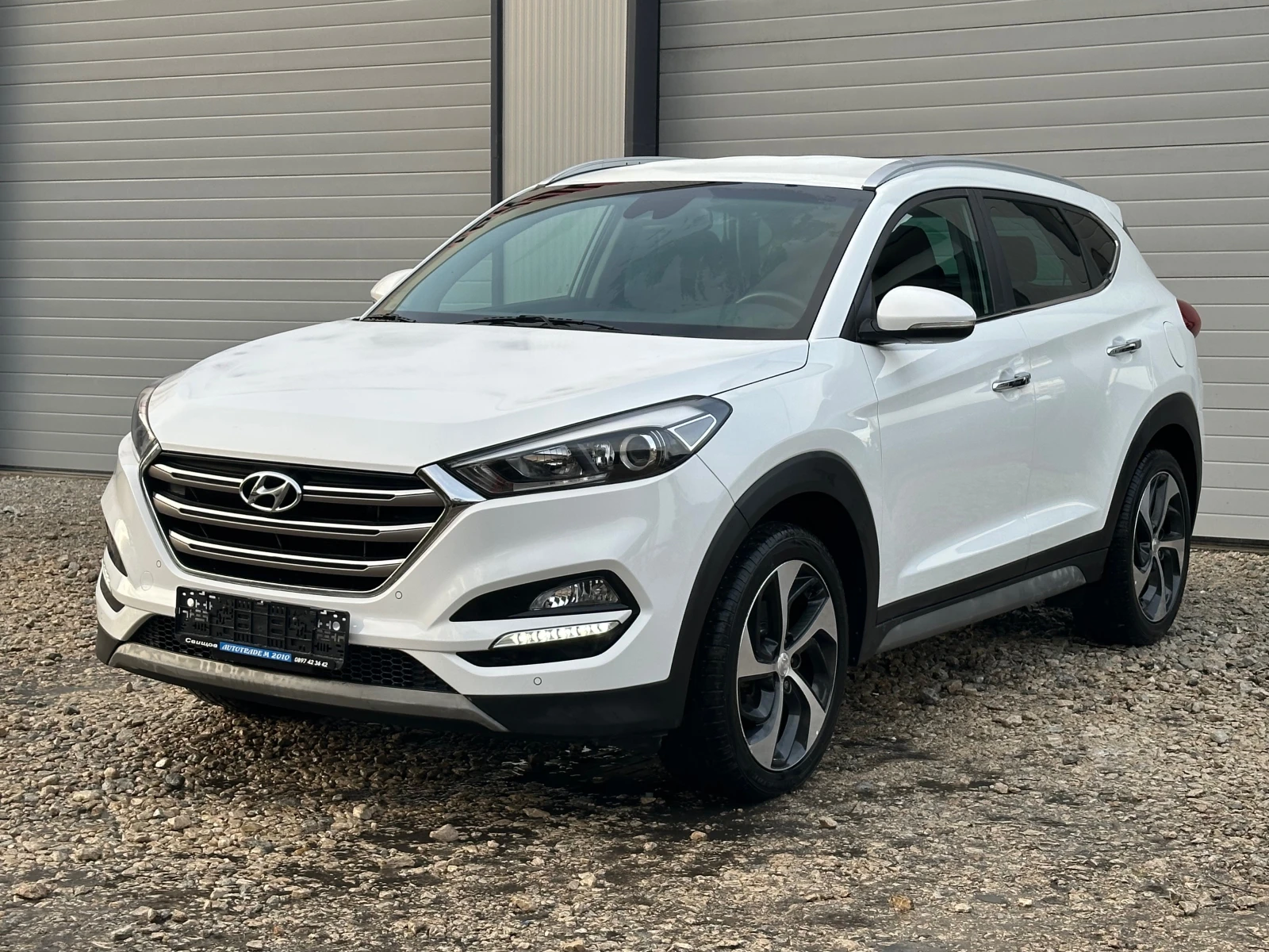 Hyundai Tucson 1.7CRDI* Ehclusive* LED* NAVI* EVRO6 | Mobile.bg   1