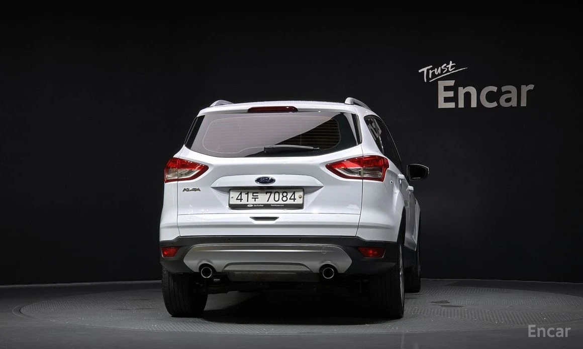 Ford Kuga  - изображение 4