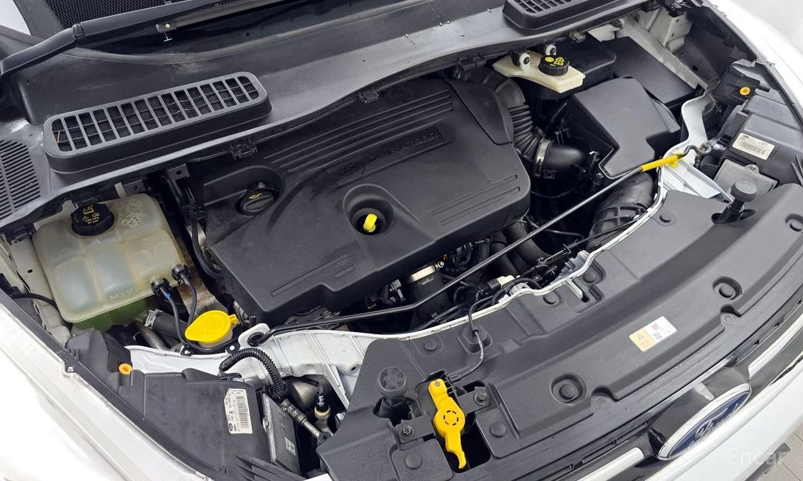 Ford Kuga  - изображение 6