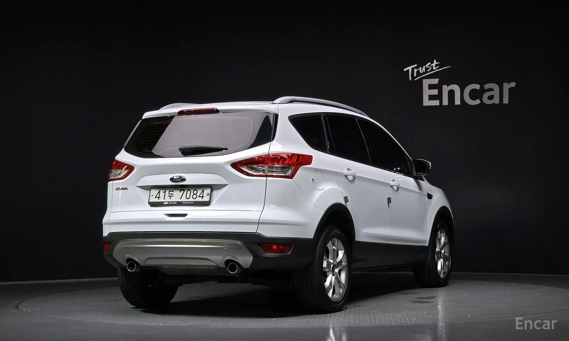 Ford Kuga  - изображение 2