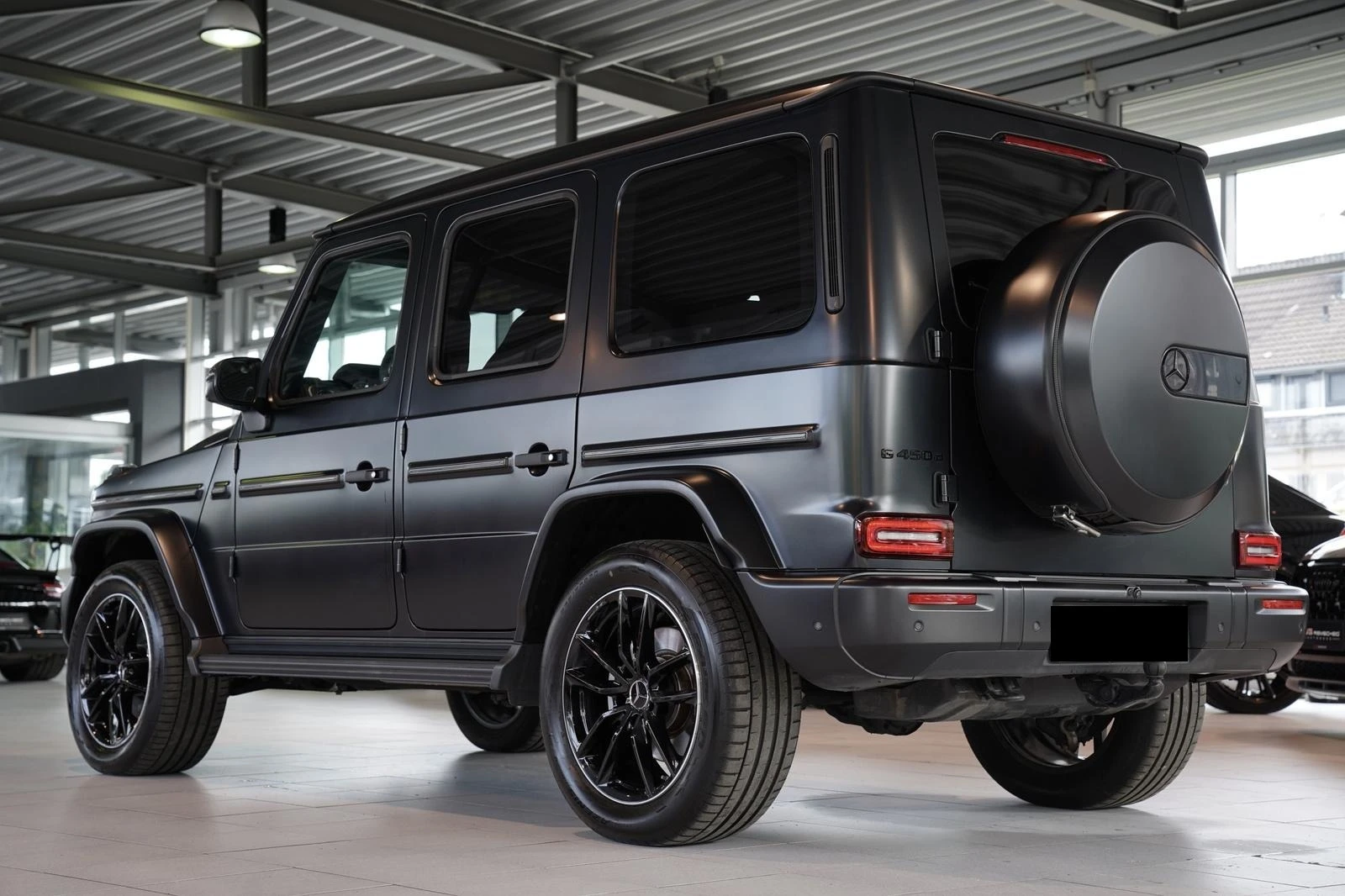 Mercedes-Benz G 450 d/AMG/4MATIC/FACELIFT/EXCLUSIV/NIGHT/MAGNO/BURM/ - изображение 4