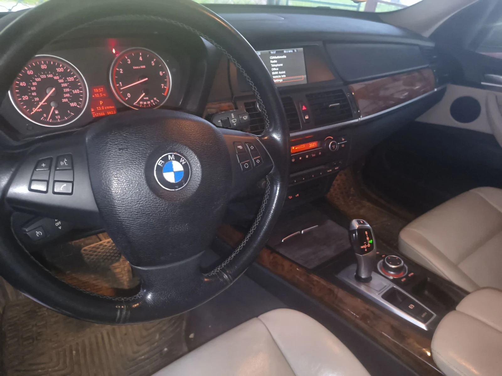 BMW X5 xDrive35I , снимка 5 - Автомобили и джипове - 54446338