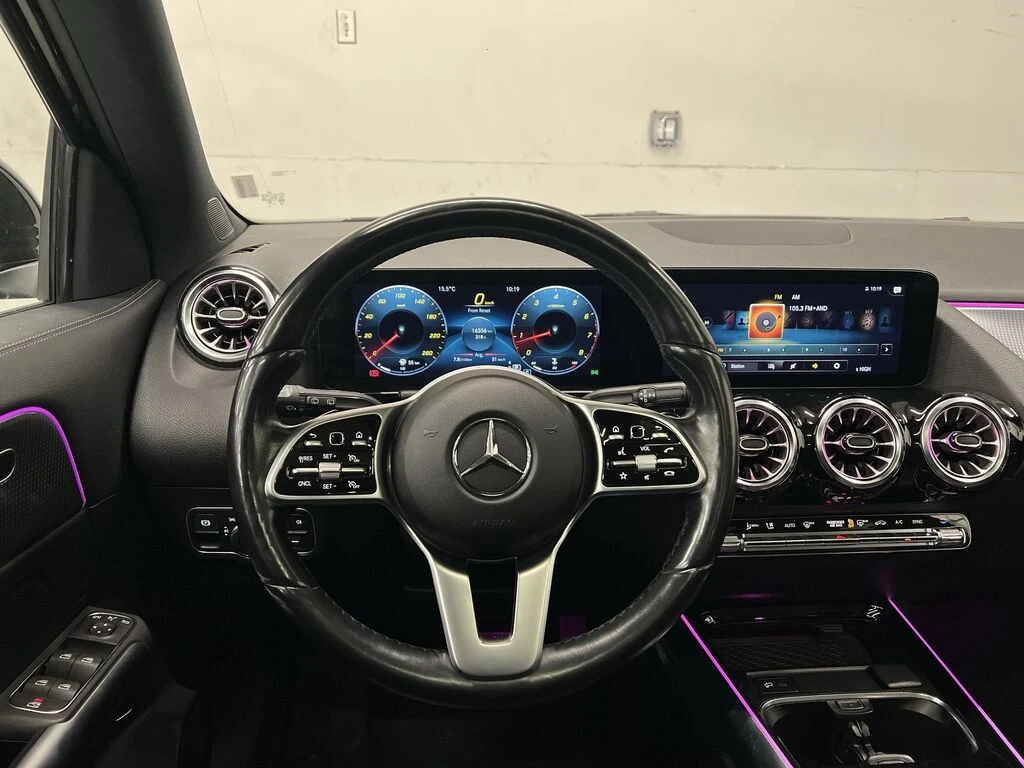 Mercedes-Benz GLA 250 AWD | HEATED SEATS| SUNROOF | CarPlay, снимка 6 - Автомобили и джипове - 53767005