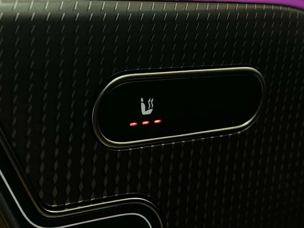 Mercedes-Benz GLA 250 AWD | HEATED SEATS| SUNROOF | CarPlay, снимка 9 - Автомобили и джипове - 53767005