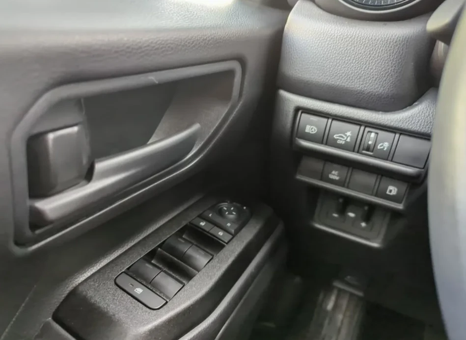 Toyota Land cruiser 1958 4WD / HYBRID / SMART KEY, снимка 14 - Автомобили и джипове - 53953391