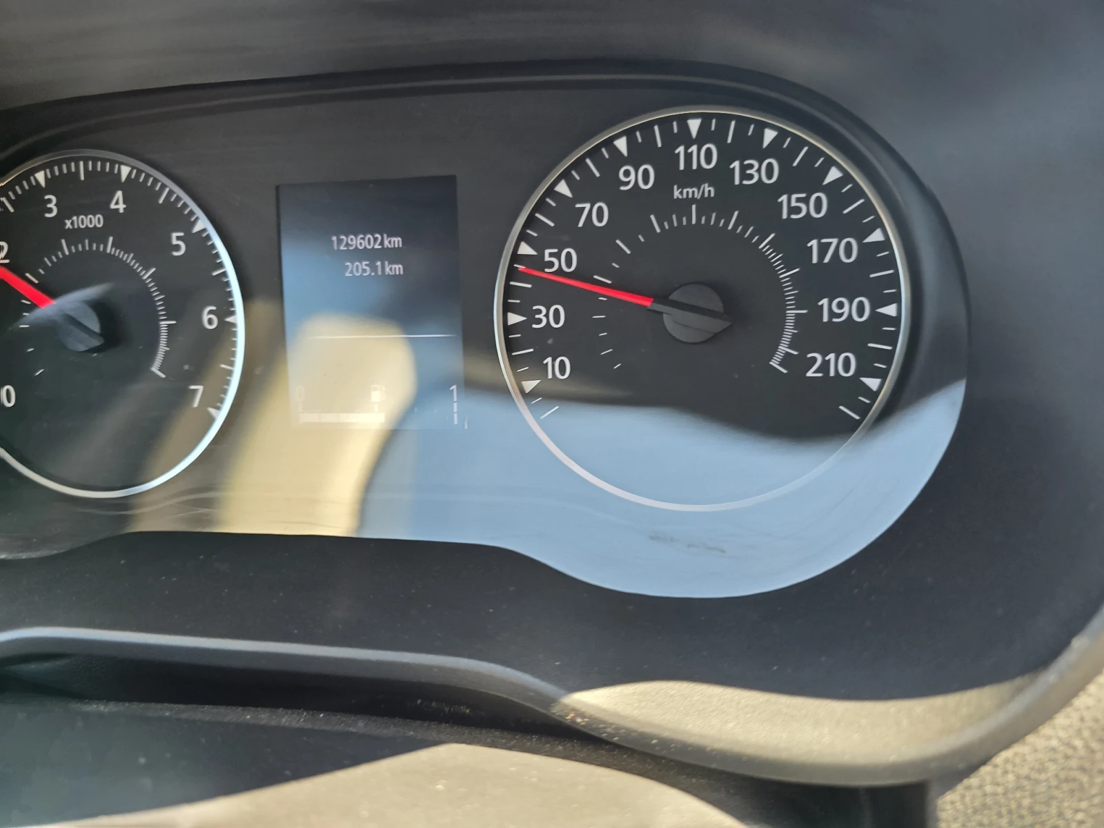 Dacia Duster, снимка 6 - Автомобили и джипове - 53985161