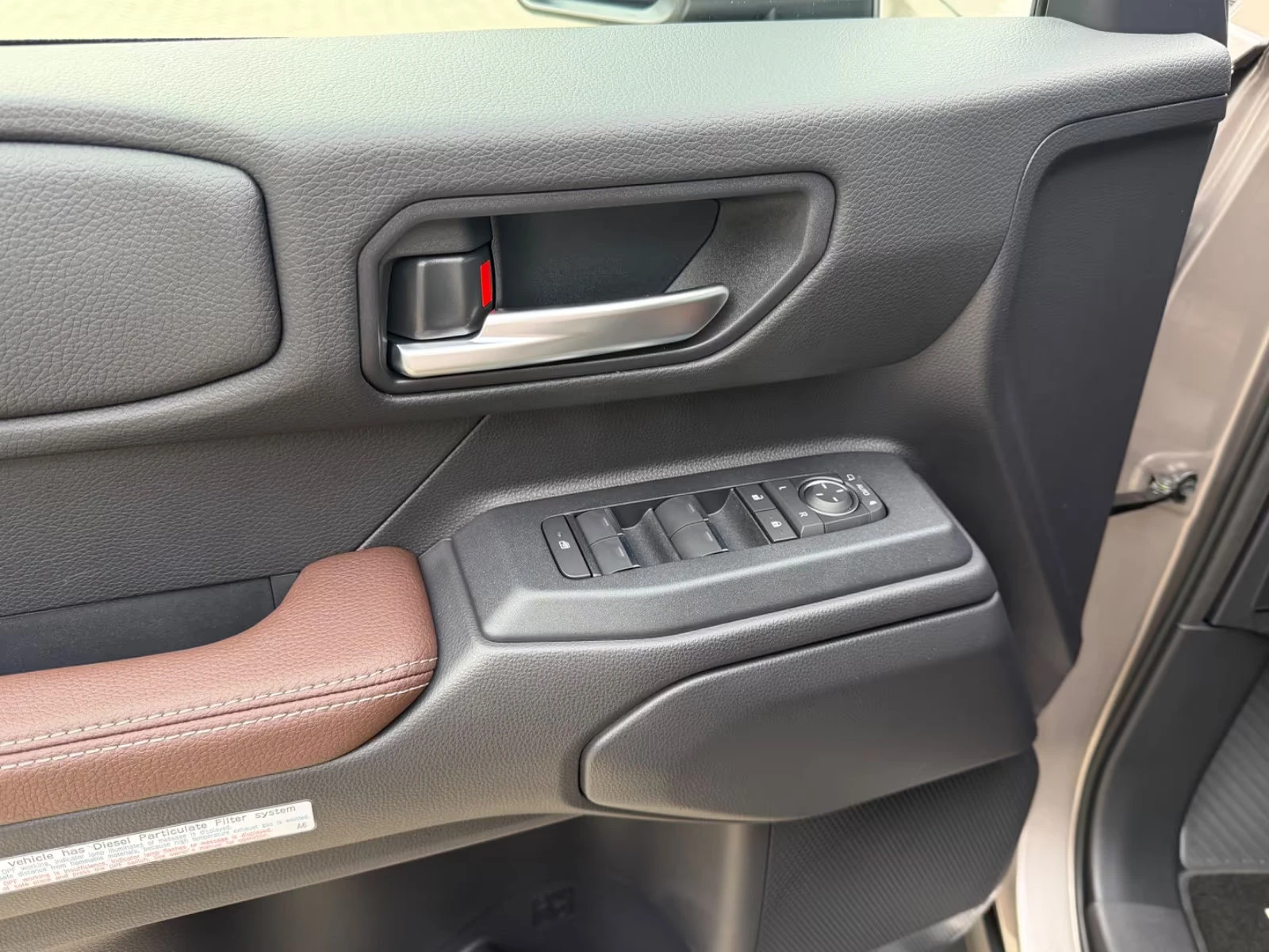 Toyota Land cruiser ���!/LC250/205HP/EXECUTIVE/4WD/360/DIGI/AHK/203q | Mobile.bg � ����������� 12