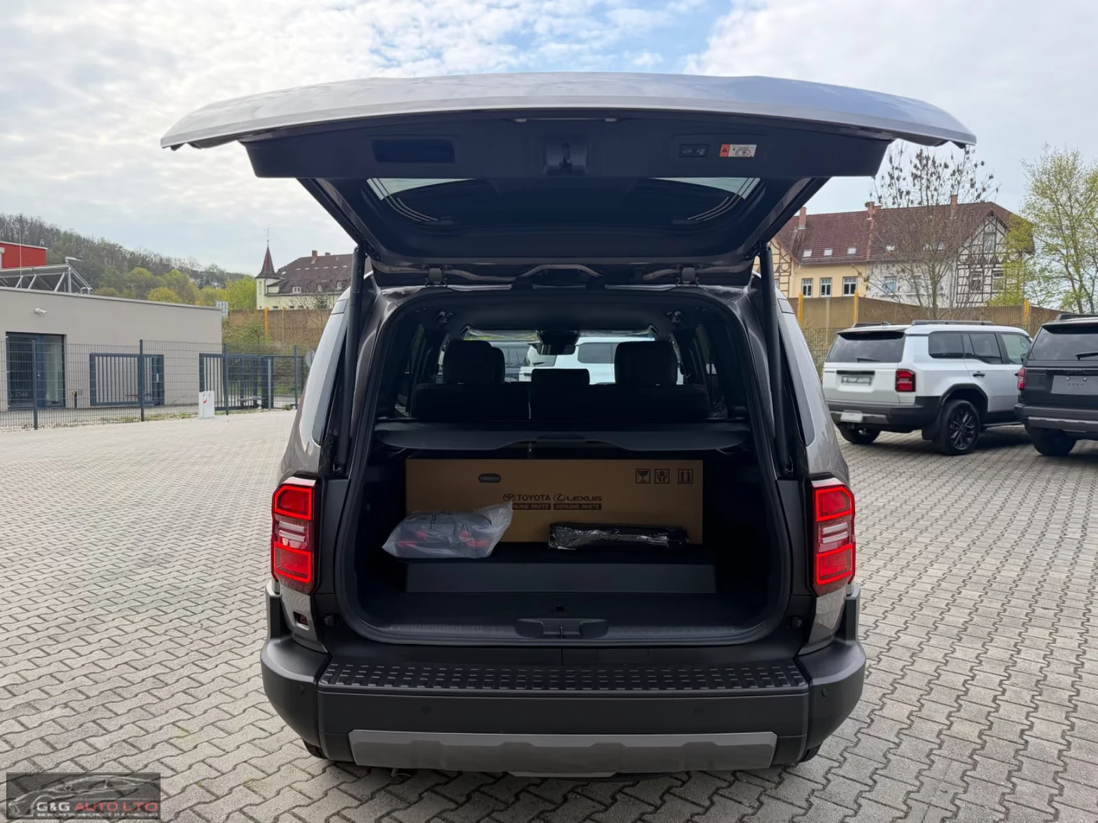 Toyota Land cruiser ���!/LC250/205HP/EXECUTIVE/4WD/360/DIGI/AHK/203q | Mobile.bg � ����������� 5