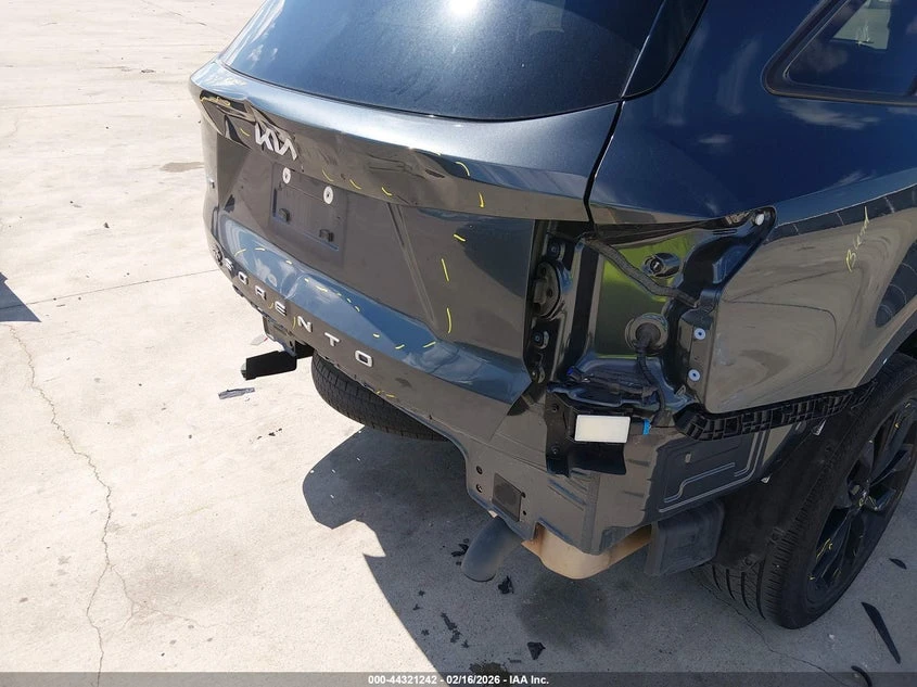 Kia Sorento 2.5l Sx, снимка 6 - Автомобили и джипове - 54315453