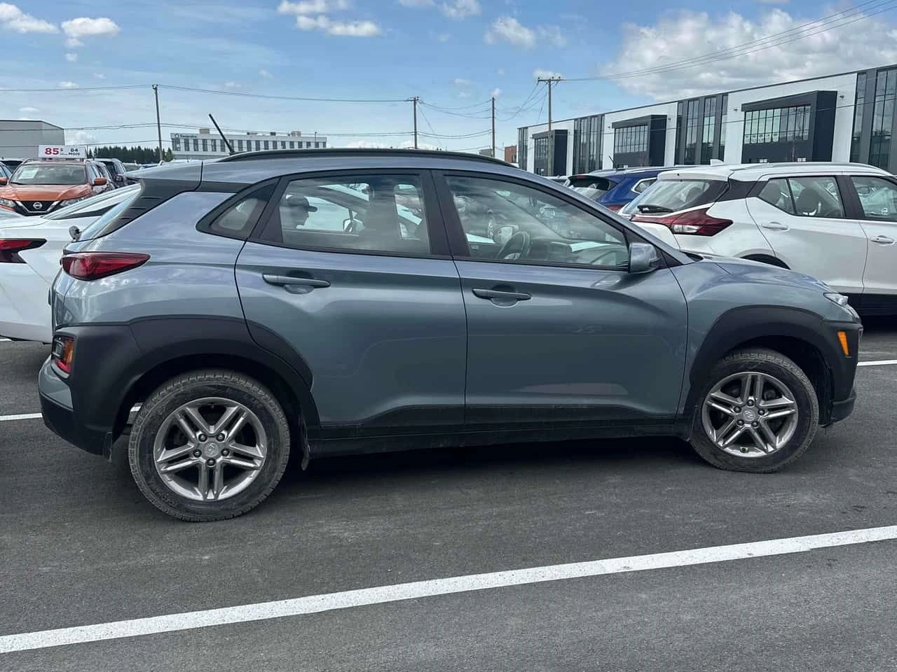 Hyundai Kona * Essential * CARFAX * ЦЕНА ДО БГ, снимка 4 - Автомобили и джипове - 54628532