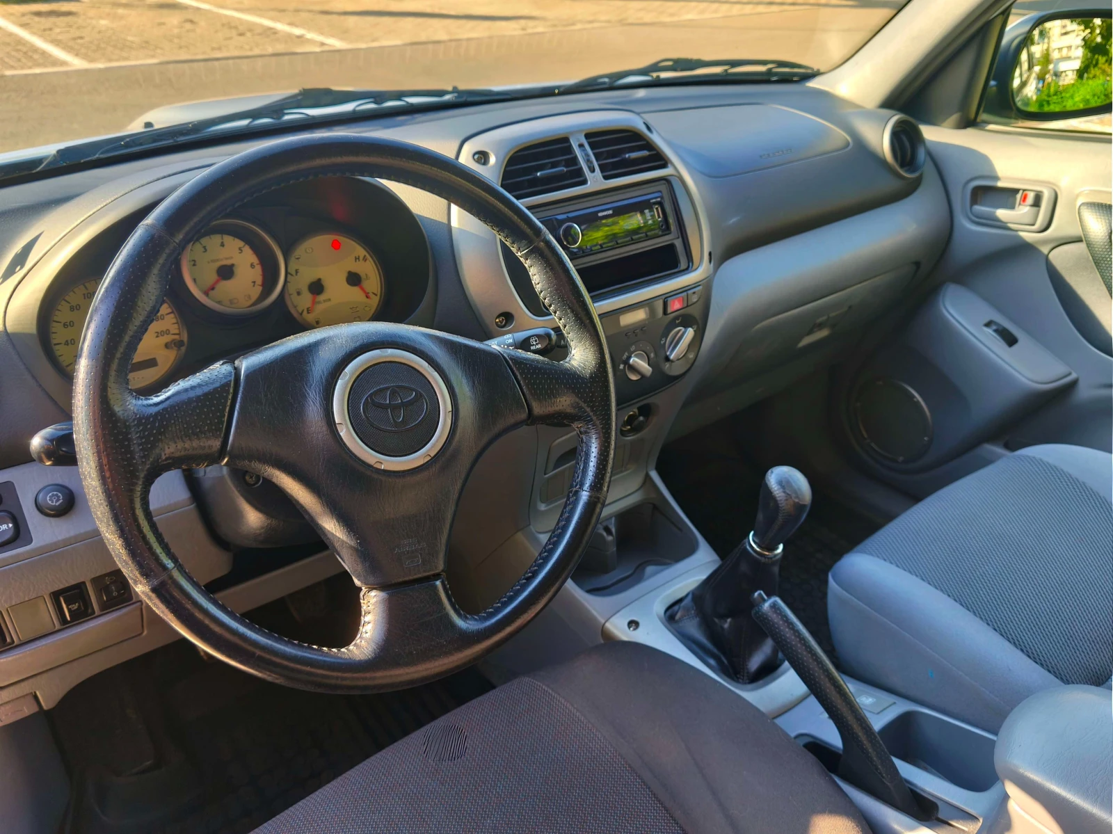 Toyota Rav4, снимка 6 - Автомобили и джипове - 55930117