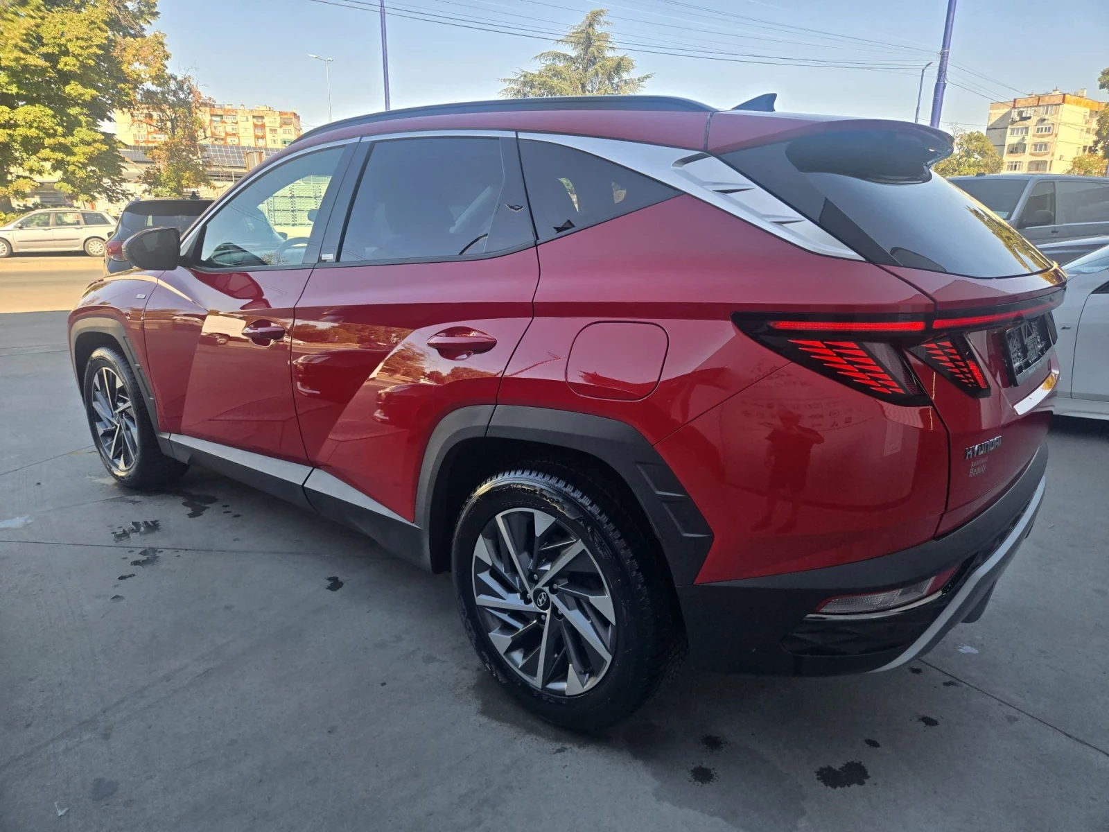 Hyundai Tucson 1, 6 милд хибрид, снимка 6 - Автомобили и джипове - 55992394