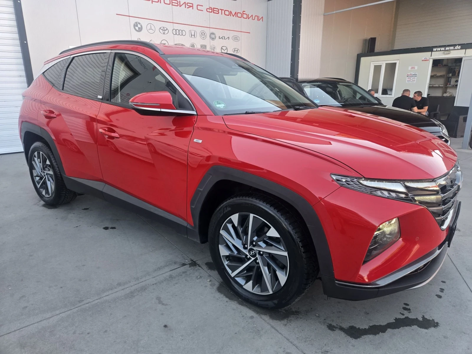 Hyundai Tucson 1, 6 милд хибрид, снимка 3 - Автомобили и джипове - 55992394