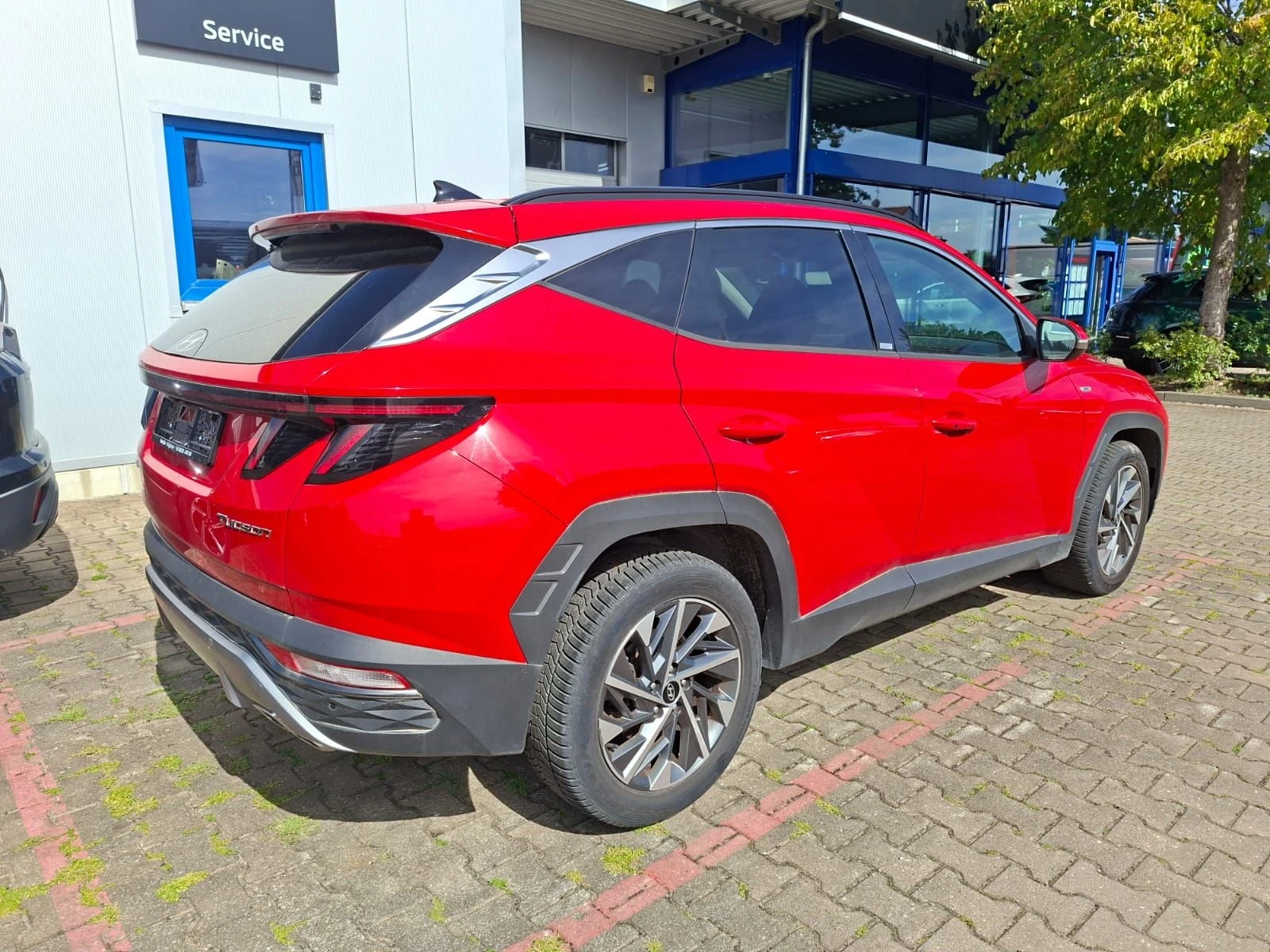 Hyundai Tucson 1, 6 милд хибрид, снимка 4 - Автомобили и джипове - 55992394