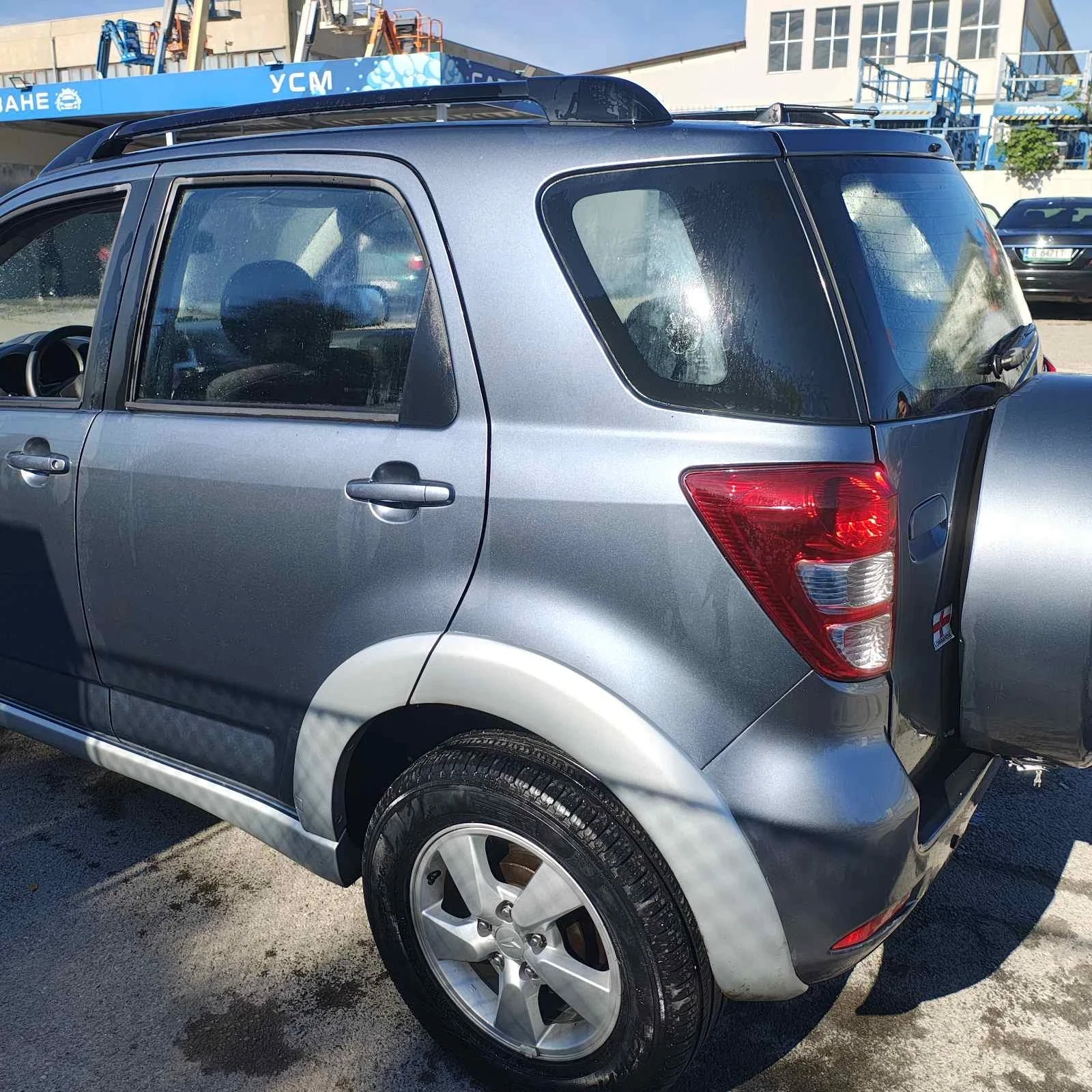 Daihatsu Terios, снимка 3 - Автомобили и джипове - 56637940