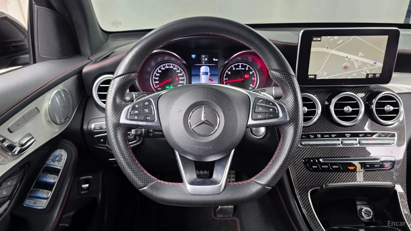 Mercedes-Benz GLC 43 AMG, снимка 10 - Автомобили и джипове - 56727024