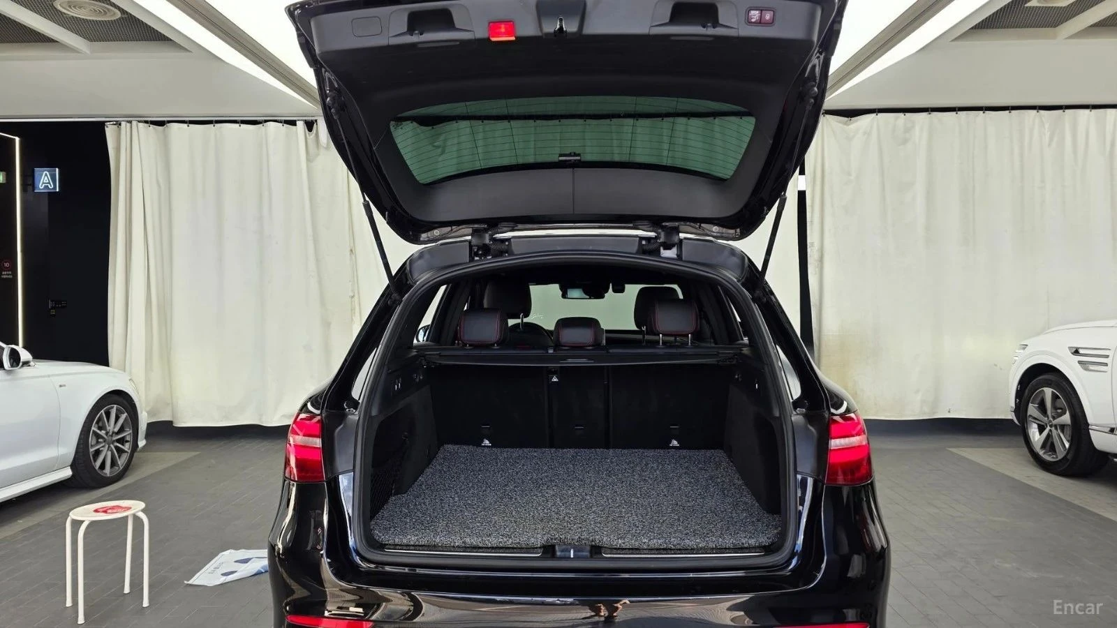 Mercedes-Benz GLC 43 AMG, снимка 15 - Автомобили и джипове - 56727024